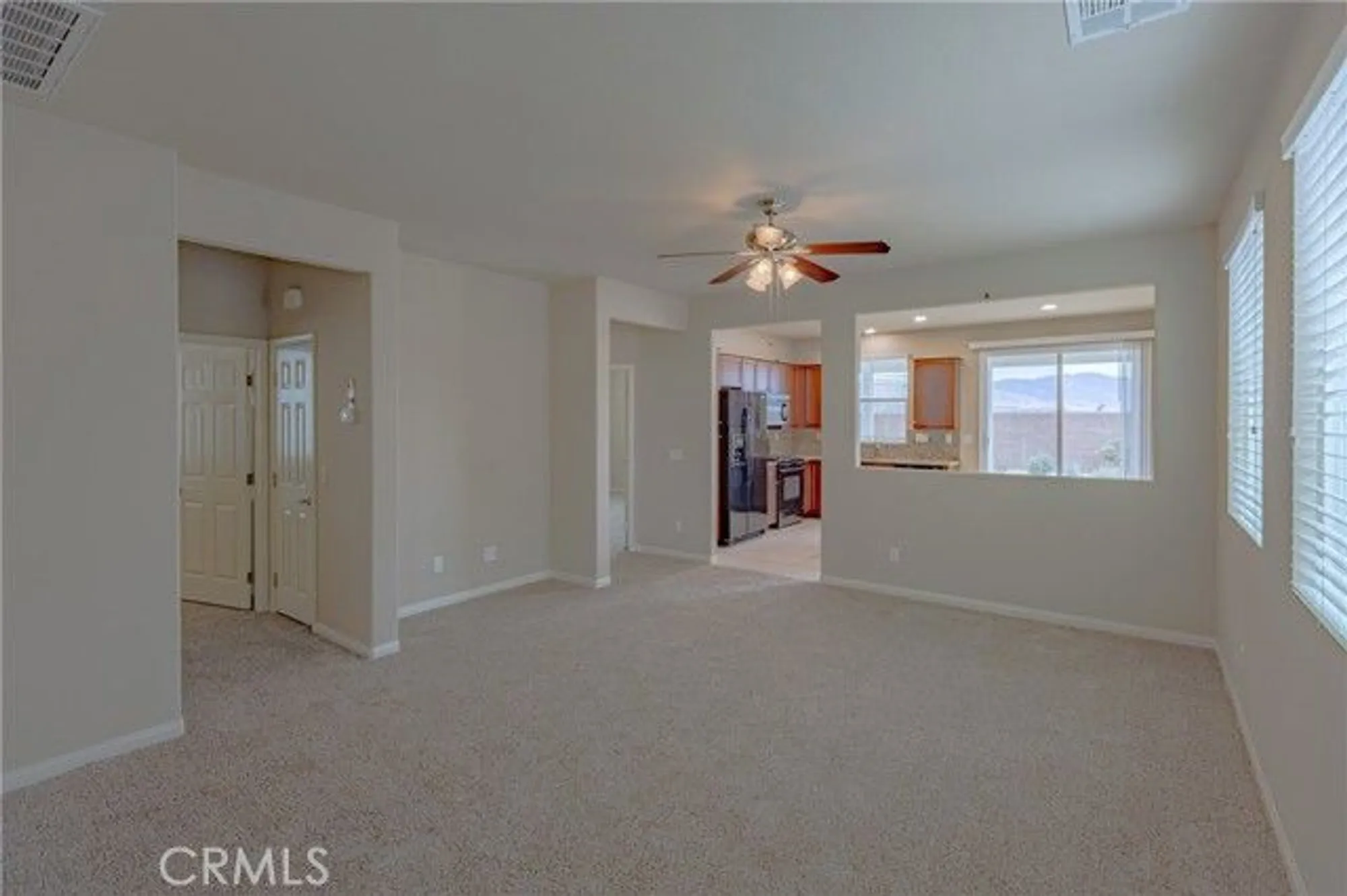Property Slideshow image 9 of 22 | 19453 maple creek rd, Apple Valley, CA, 92308