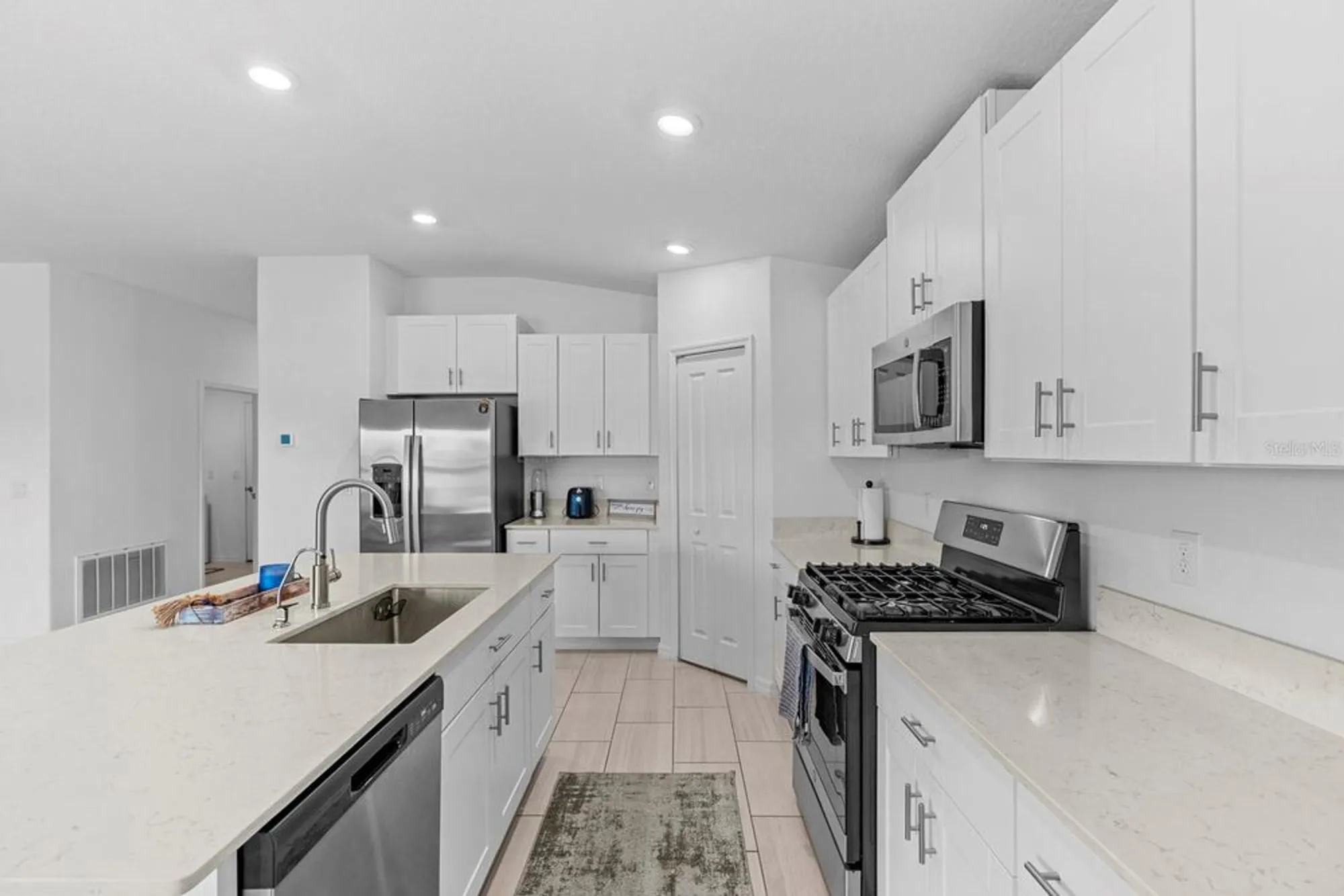 Property Slideshow image 26 of 45 | 13124 merlot sunstone cv, Parrish, FL, 34219