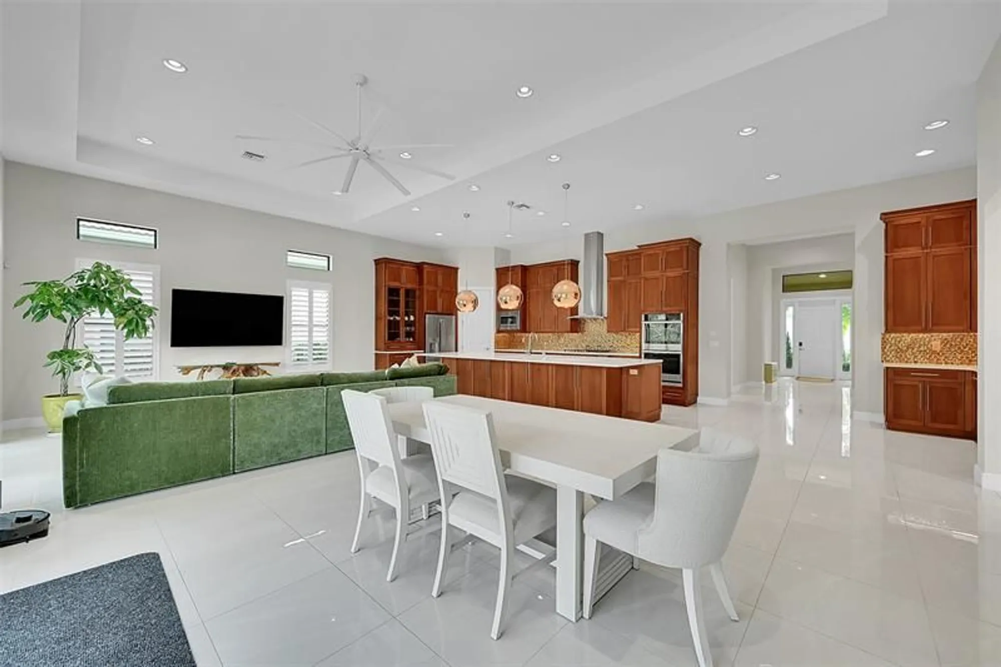 Property Slideshow image 4 of 28 | 9375 cantal cir, Parkland, FL, 33076