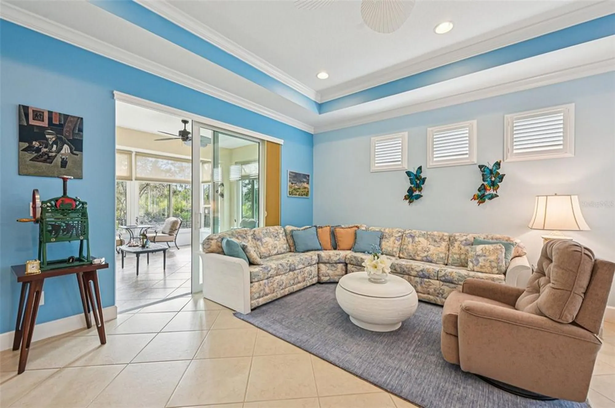 Property Slideshow image 6 of 75 | 2336 oakley green dr, Sun City Center, FL, 33573