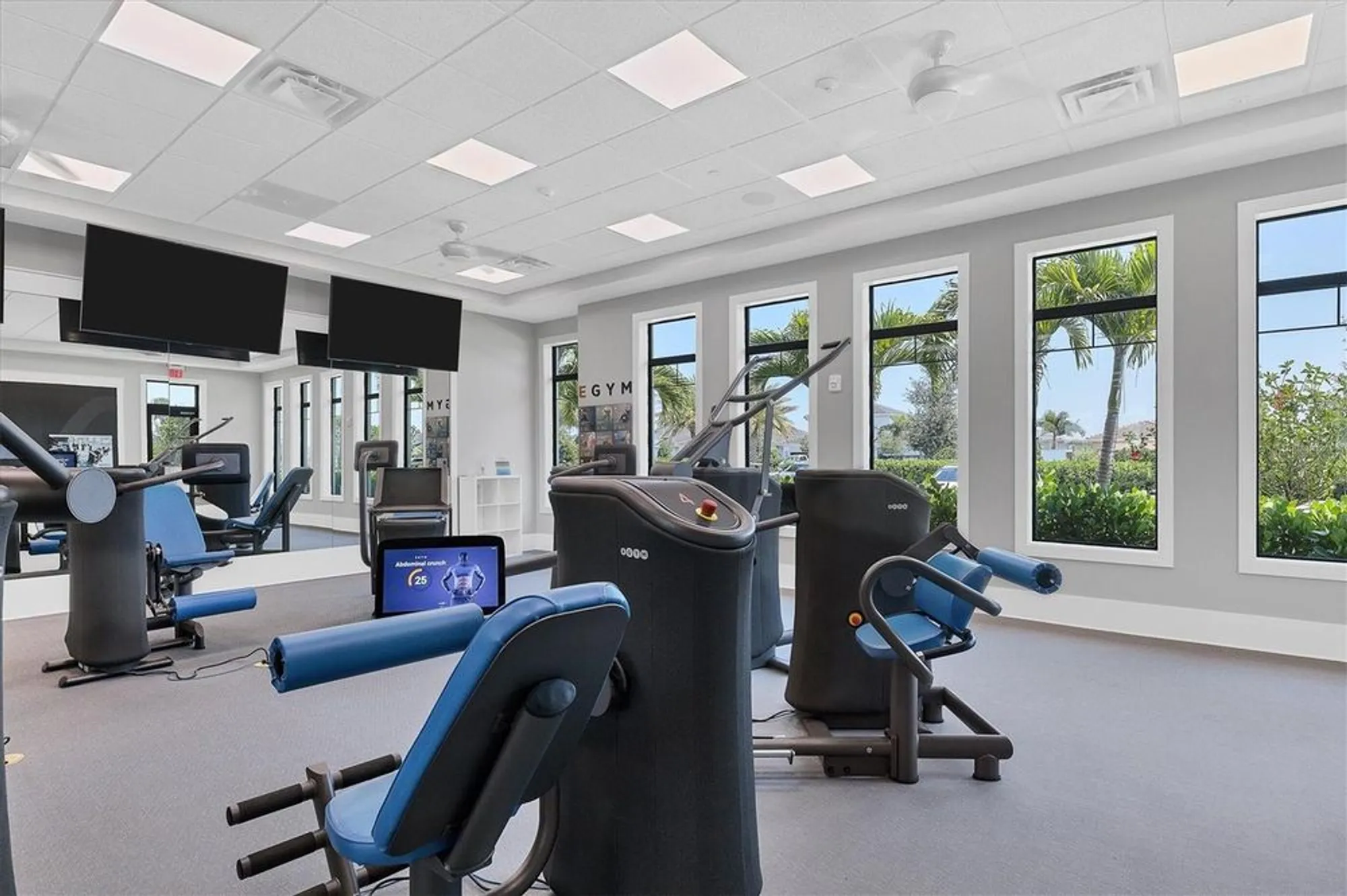 Property Slideshow image 49 of 60 | 4947 surfside cir, Bradenton, FL, 34211