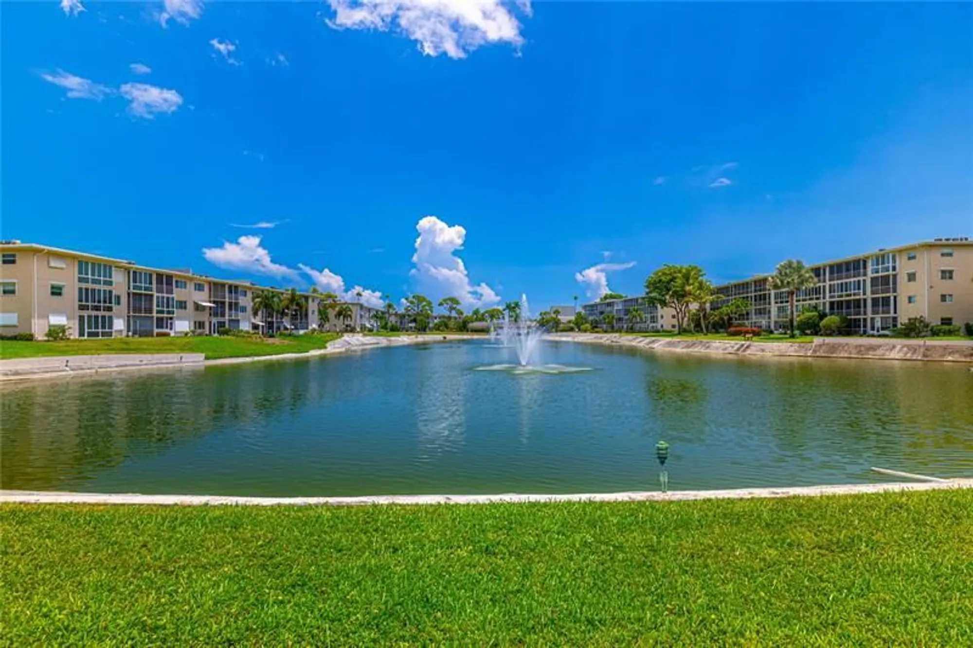 Property Slideshow image 23 of 35 | 2721 garden dr 310, Lake Worth, FL, 33461