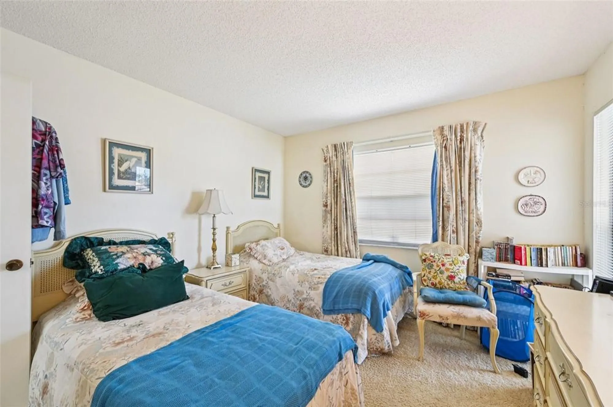 Property Slideshow image 15 of 51 | 2208 grenadier dr, Sun City Center, FL, 33573