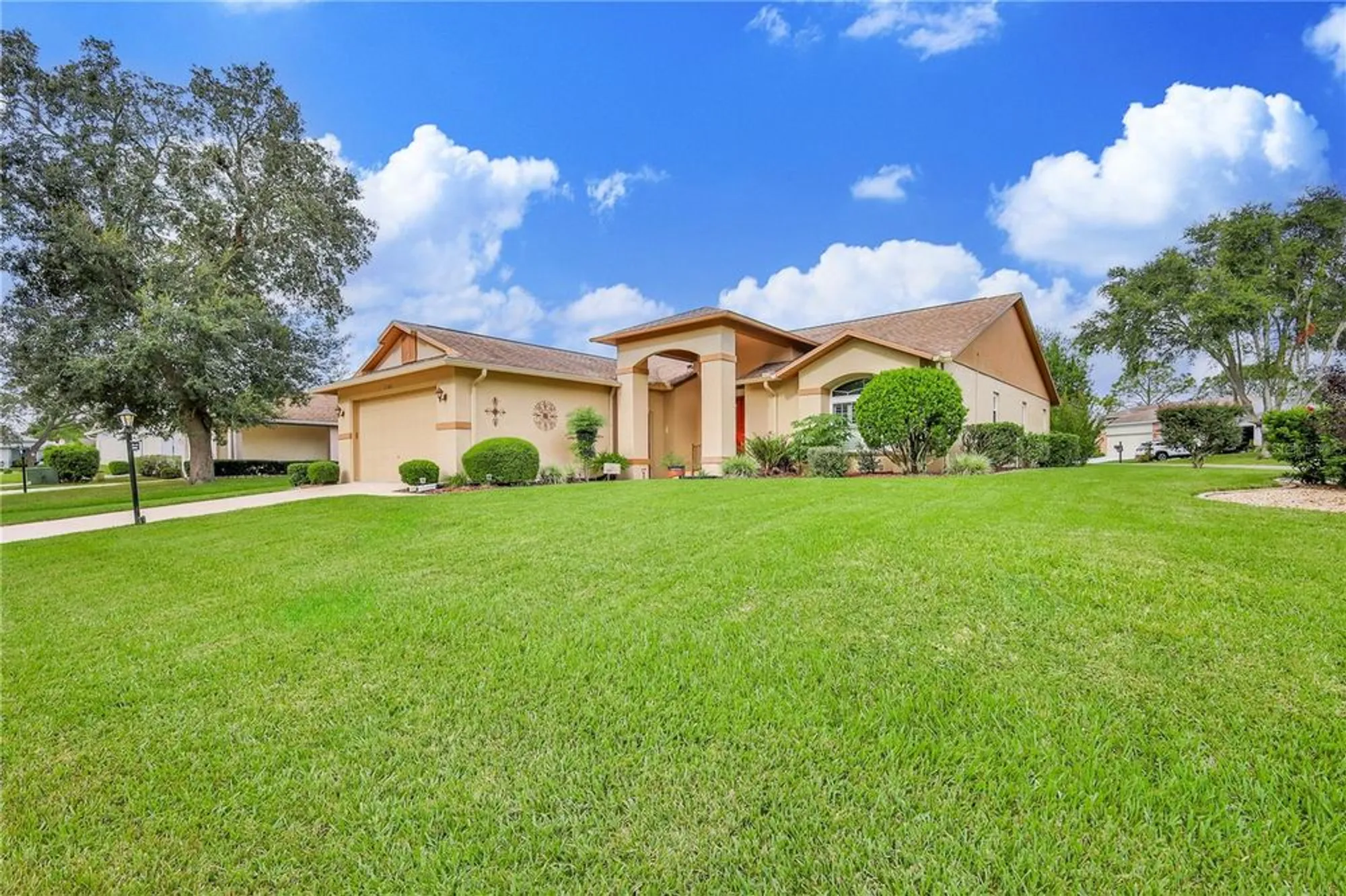 Property Slideshow image 5 of 60 | 2181 terrace view ln, Spring Hill, FL, 34606