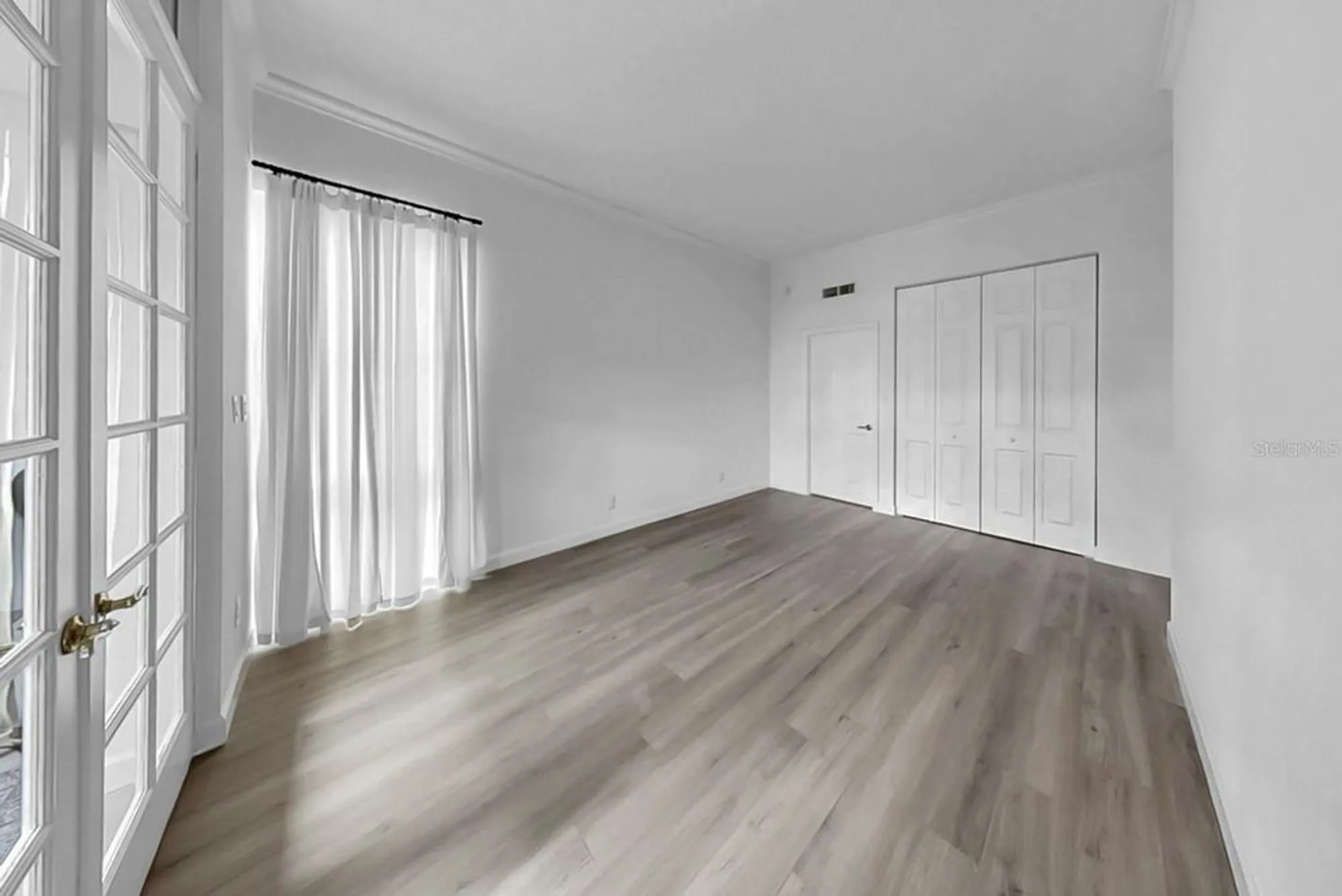 Property Slideshow image 38 of 58 | 7400 sun island dr 105, South Pasadena, FL, 33707