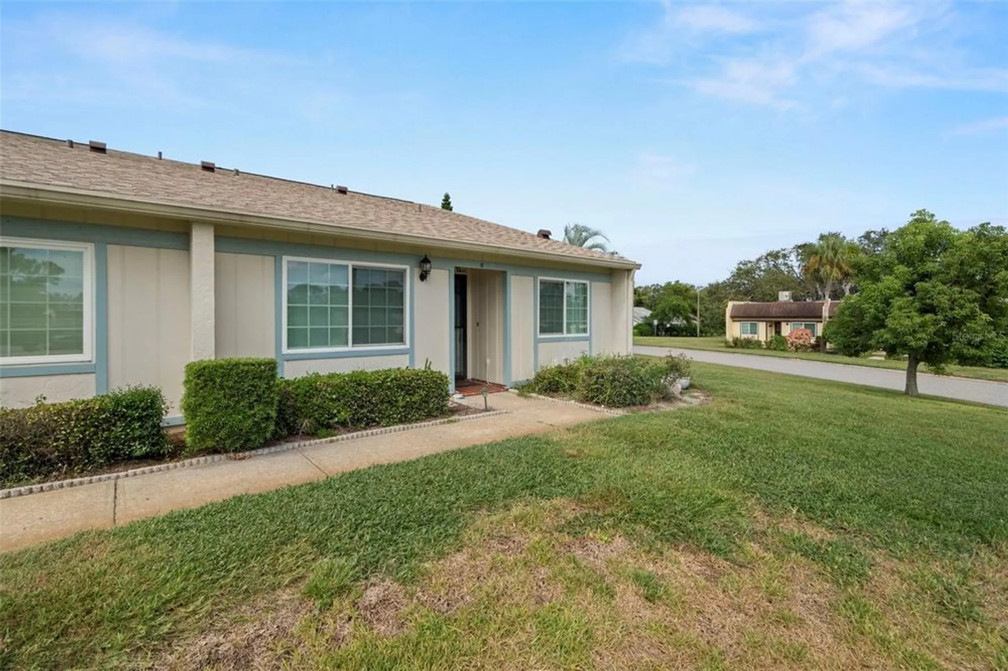 Property Slideshow image 7 of 39 | 8111 braddock cir 6, Port Richey, FL, 34668