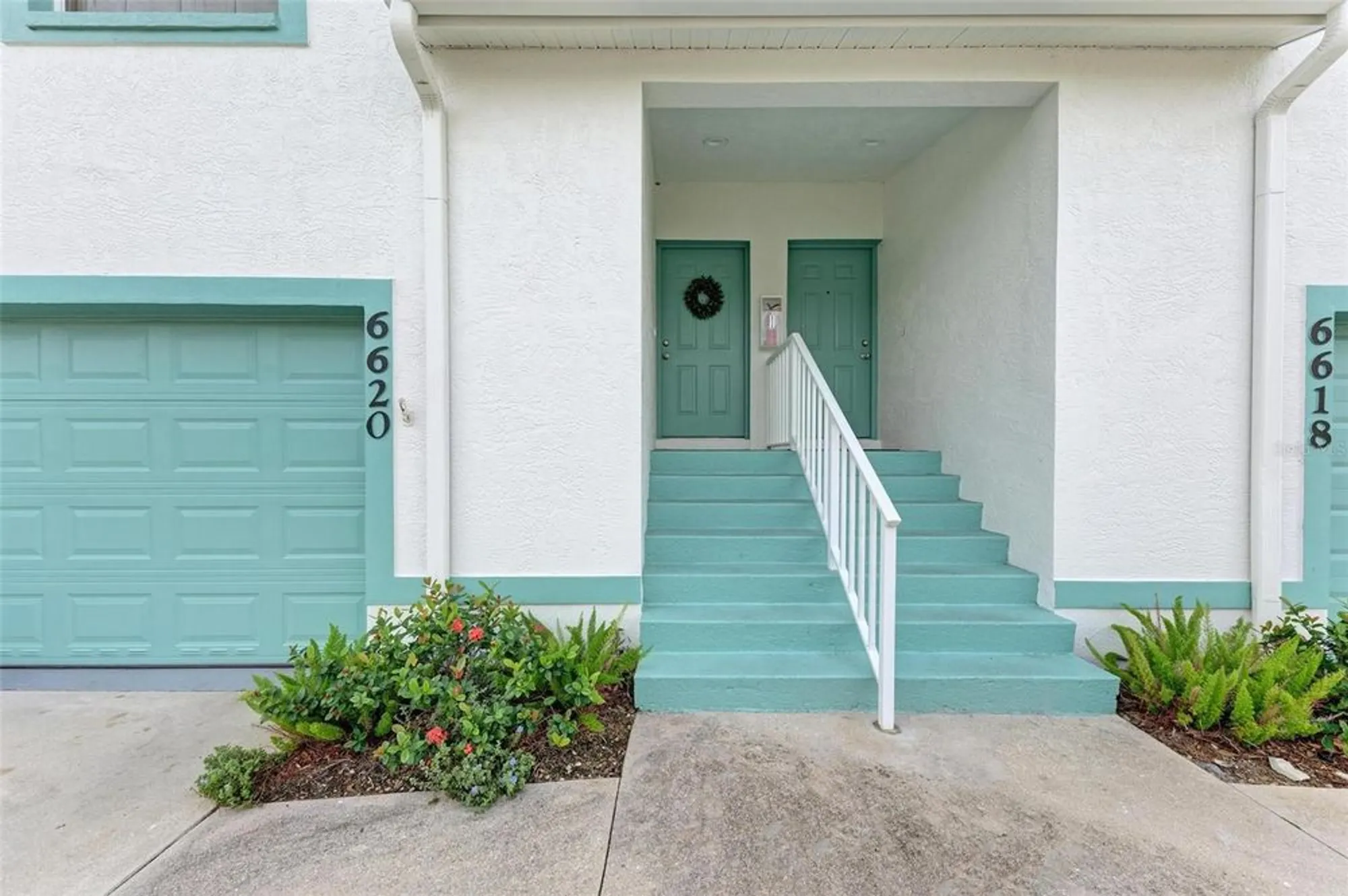 Property Slideshow image 2 of 35 | 6620 pineview ter, Bradenton, FL, 34203