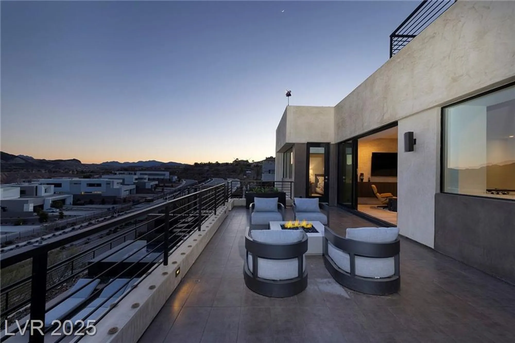 Property Slideshow image 43 of 70 | 32 highland cove ln, Henderson, NV, 89011
