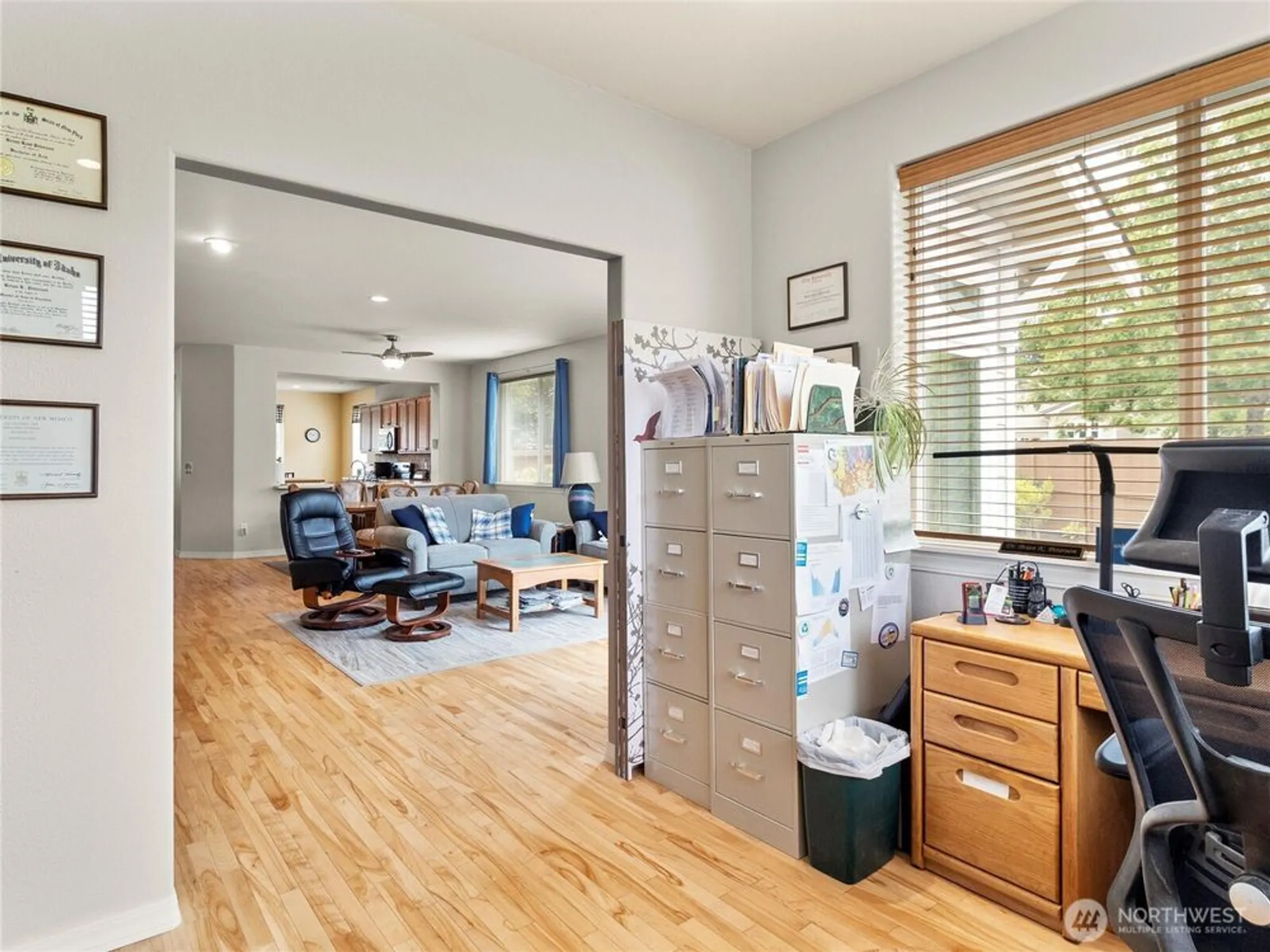 Property Slideshow image 19 of 40 | 4989 spokane st, Lacey, WA, 98516