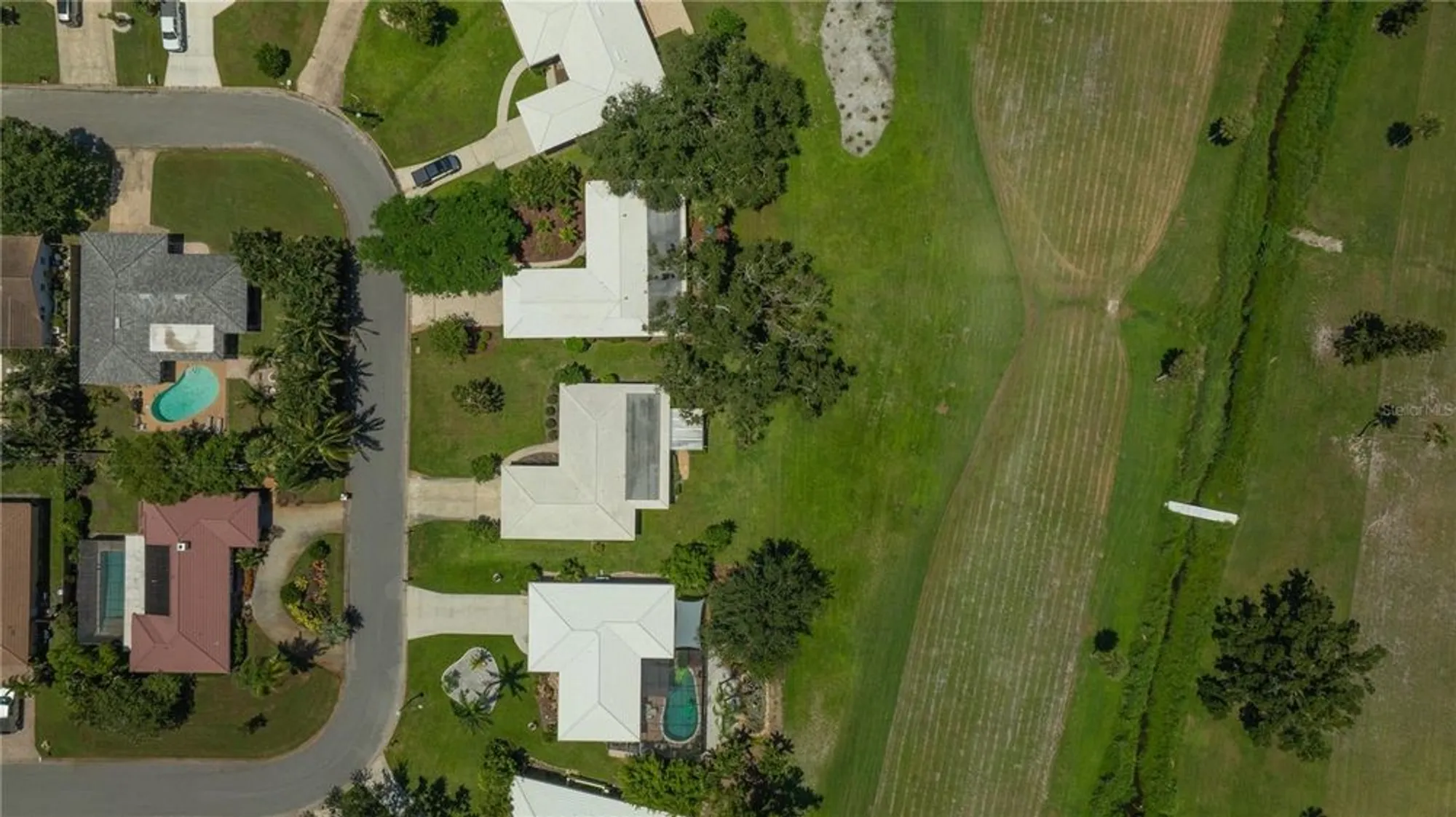 Property Slideshow image 48 of 52 | 3337 spring mill cir, Sarasota, FL, 34239