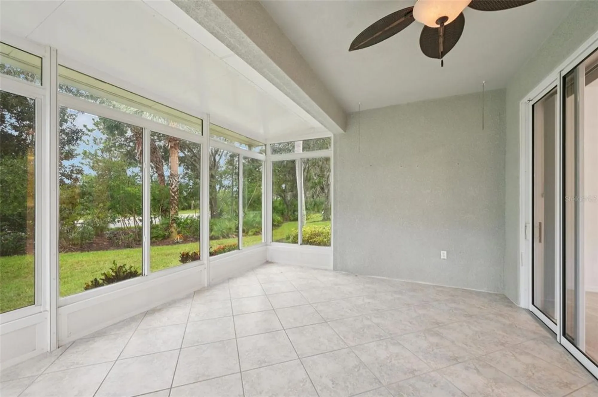 Property Slideshow image 26 of 43 | 2040 sifield greens way # 24, Sun City Center, FL, 33573