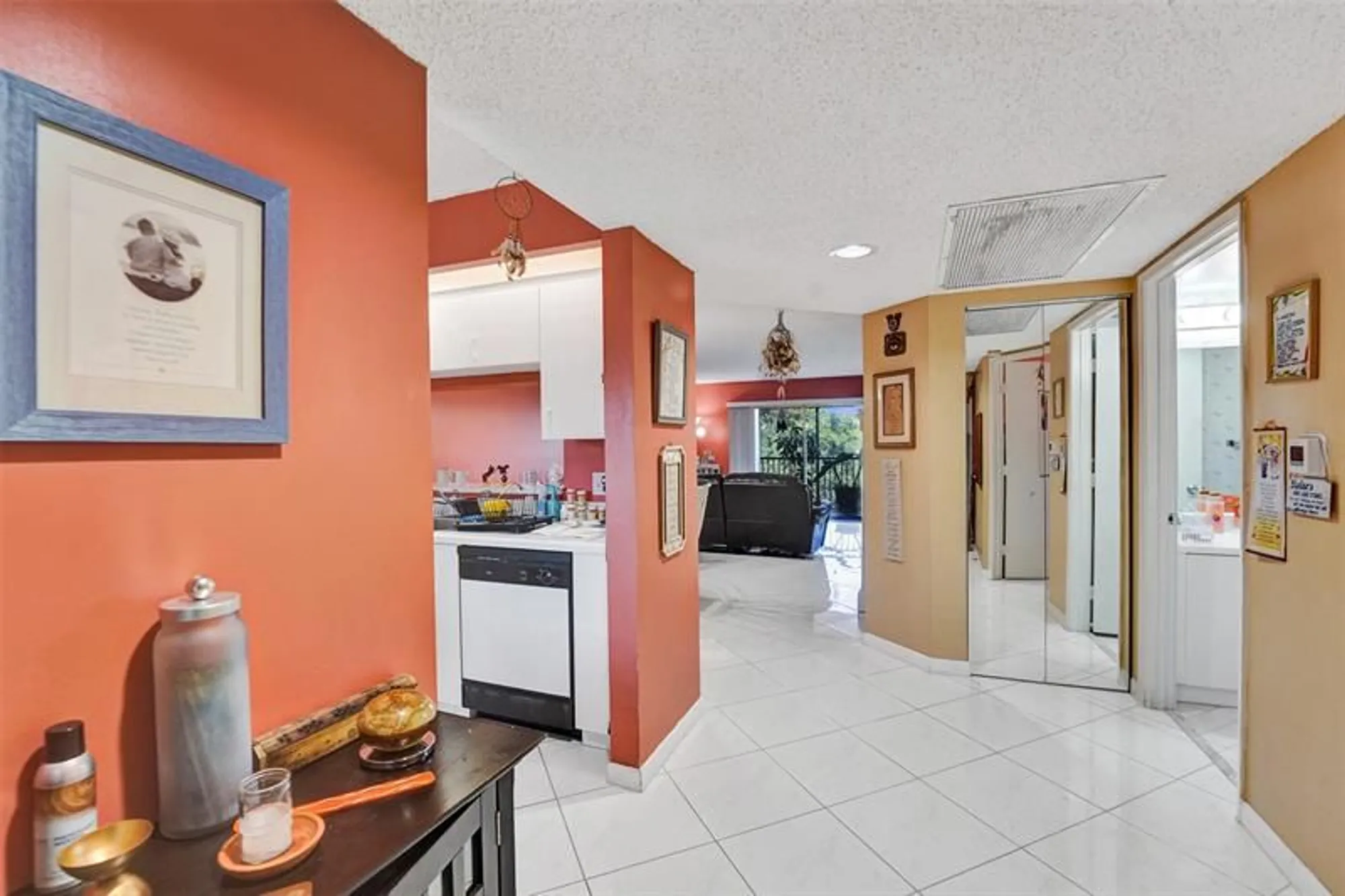 Property Slideshow image 4 of 30 | 901 sw 138th ave 403c, Pembroke Pines, FL, 33027