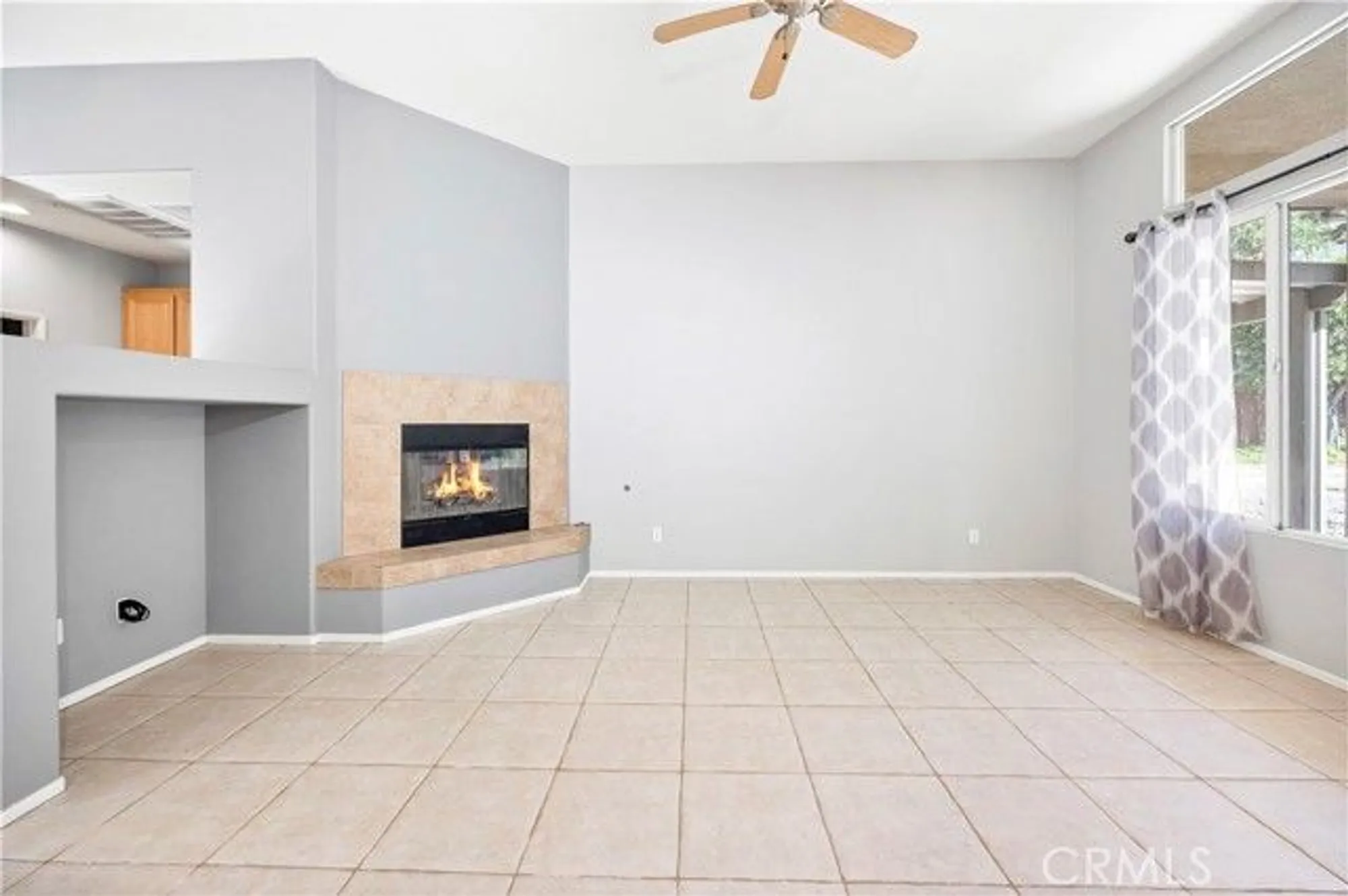 Property Slideshow image 14 of 49 | 14716 grandview dr, Moreno Valley, CA, 92555