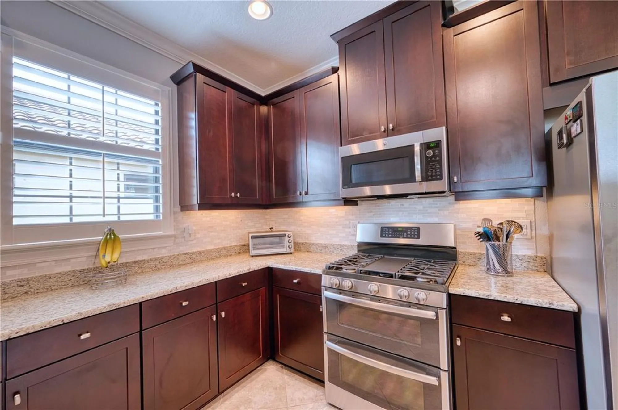 Property Slideshow image 15 of 59 | 4713 stafford ct, Palmetto, FL, 34221