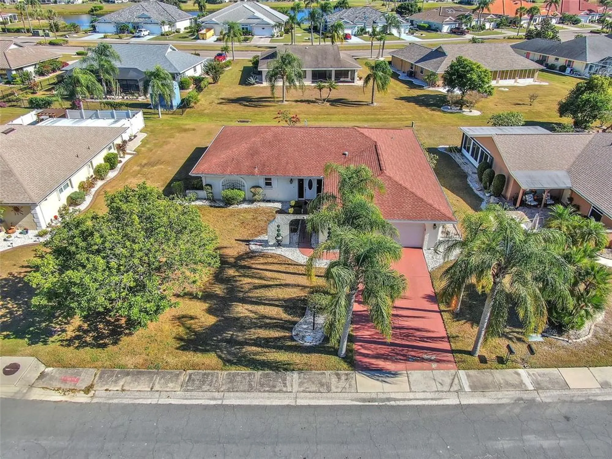 Property Slideshow image 24 of 30 | 1722 coco palm cir, Sun City Center, FL, 33573