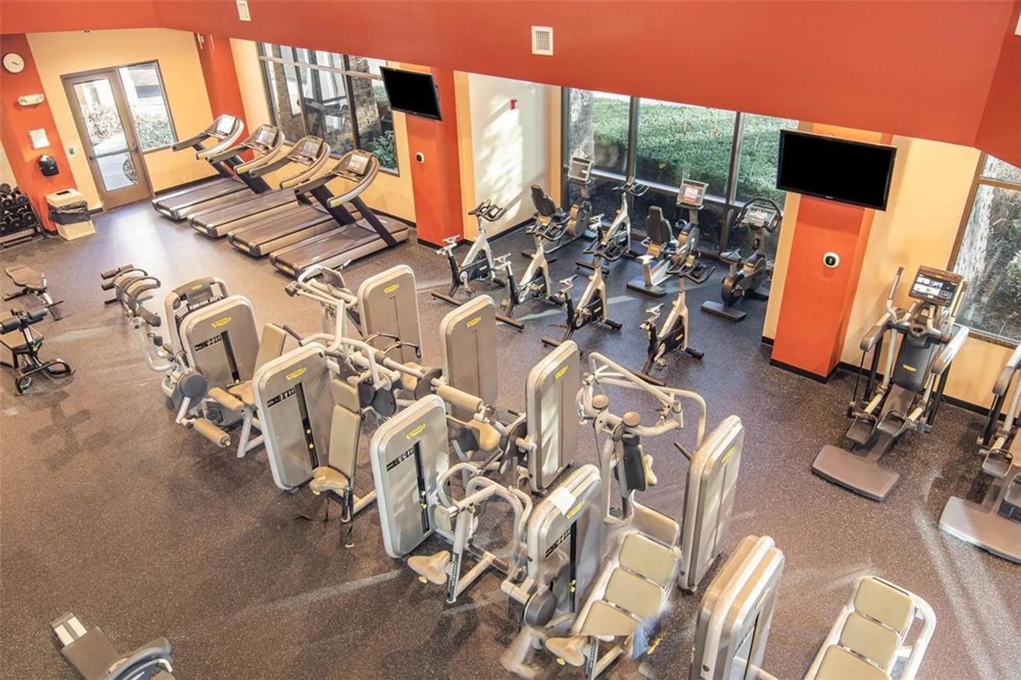 Property Slideshow image 36 of 53 | 409 almansa st, Davenport, FL, 33837