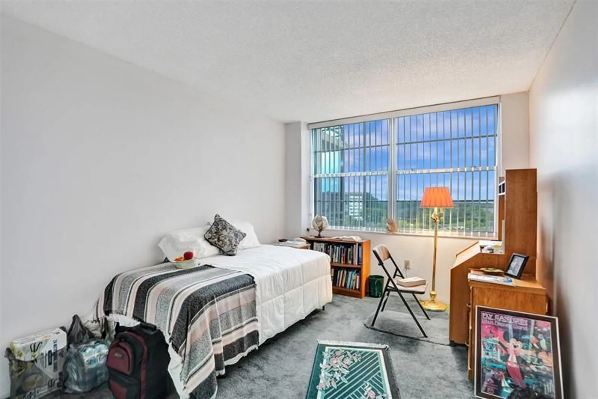 Property Slideshow image 25 of 71 | 1100 saint charles pl 612, Pembroke Pines, FL, 33026