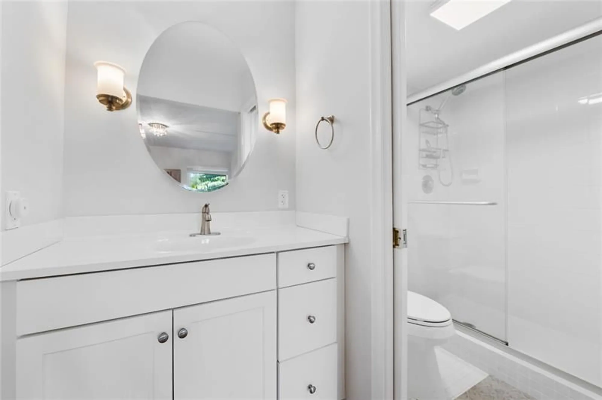 Property Slideshow image 14 of 27 | 3581 inverrary dr apt 104, Lauderhill, FL, 33319