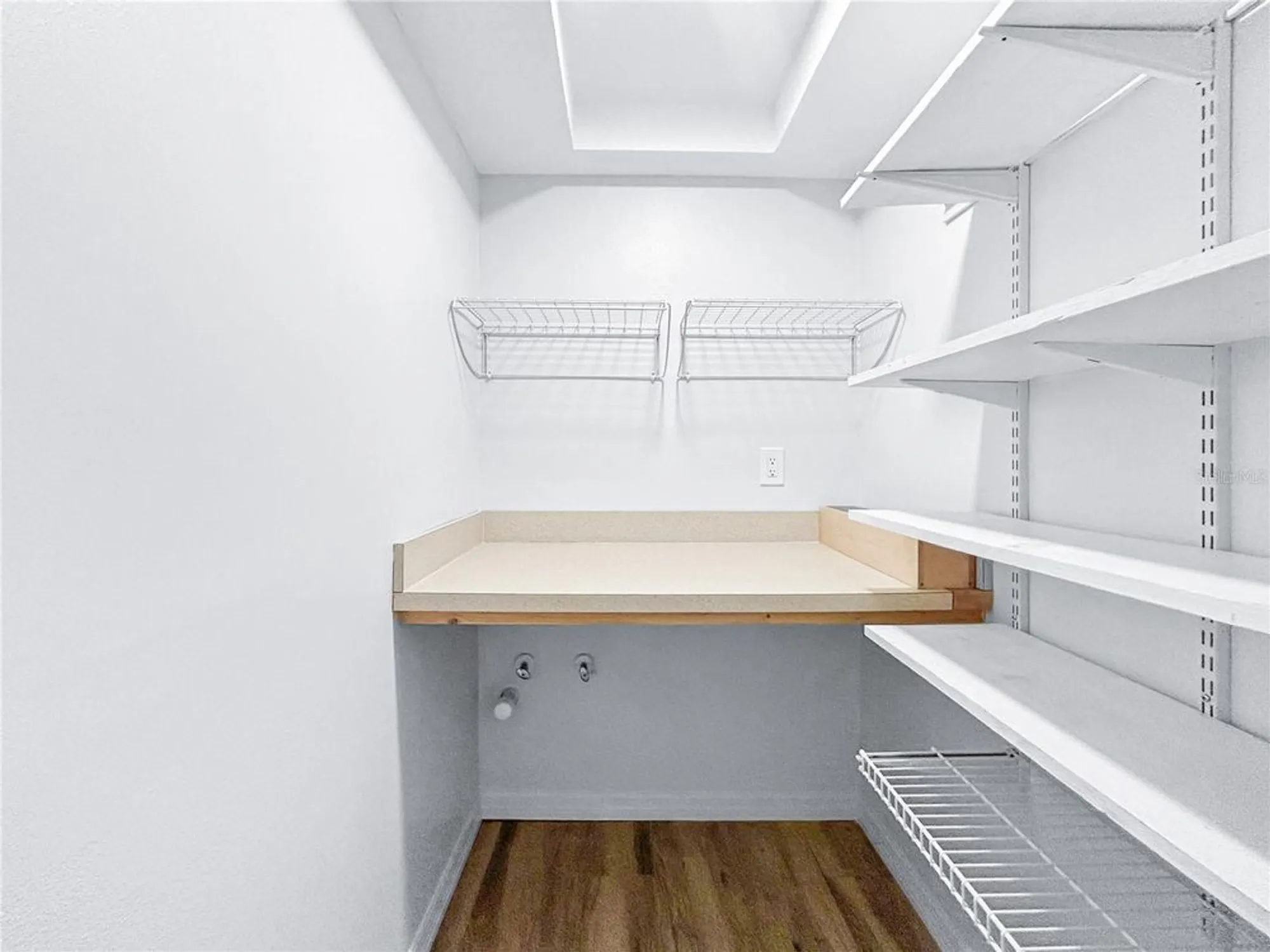 Property Slideshow image 19 of 52 | 1408 w del webb blvd, Sun City Center, FL, 33573