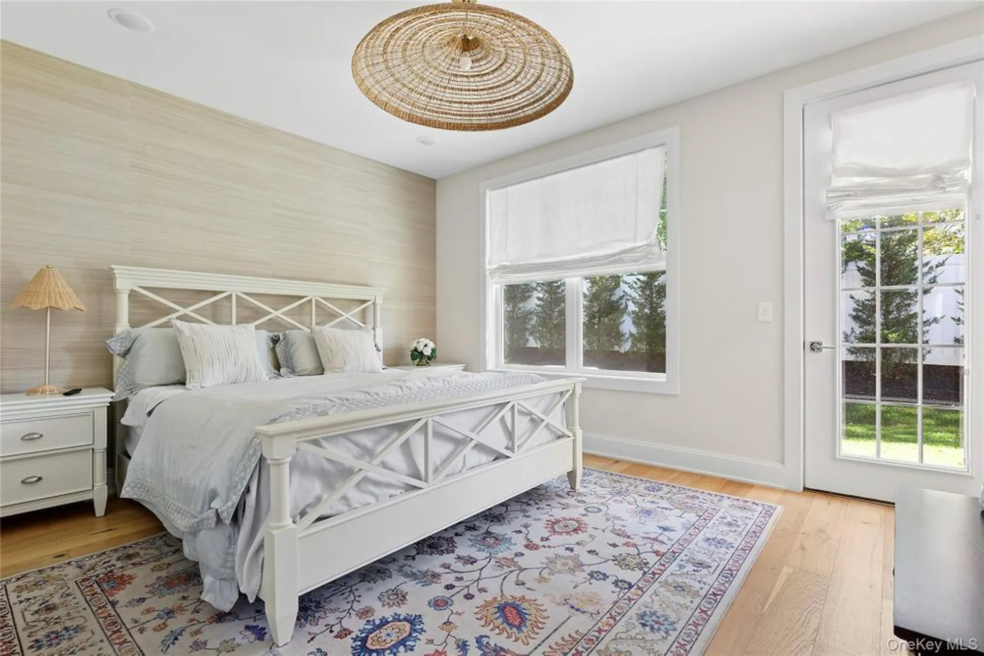 Property Slideshow image 9 of 19 | 305 emanuel way, East Meadow, NY, 11554