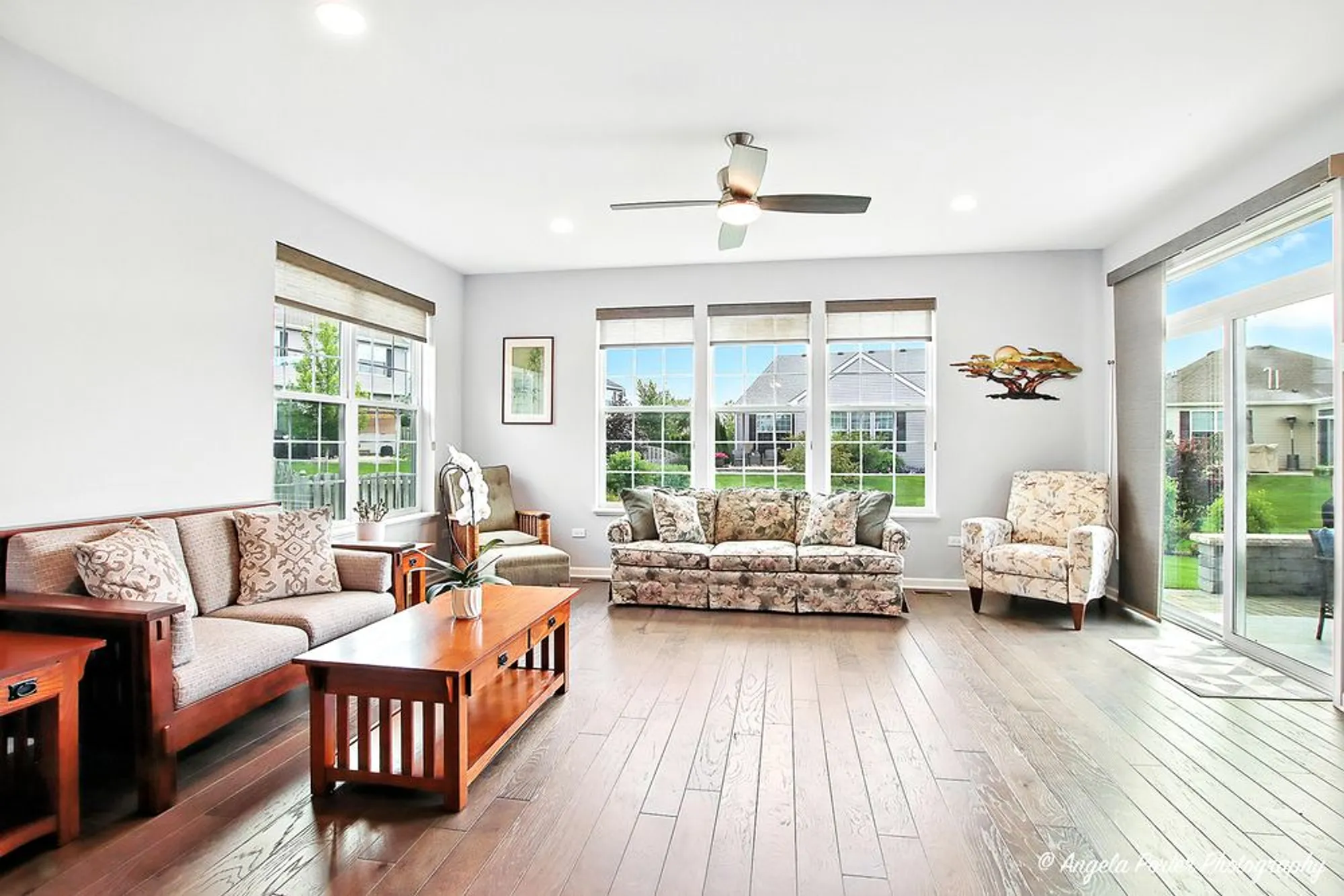 Property Slideshow image 14 of 36 | 1855 alta dr, Volo, IL, 60020