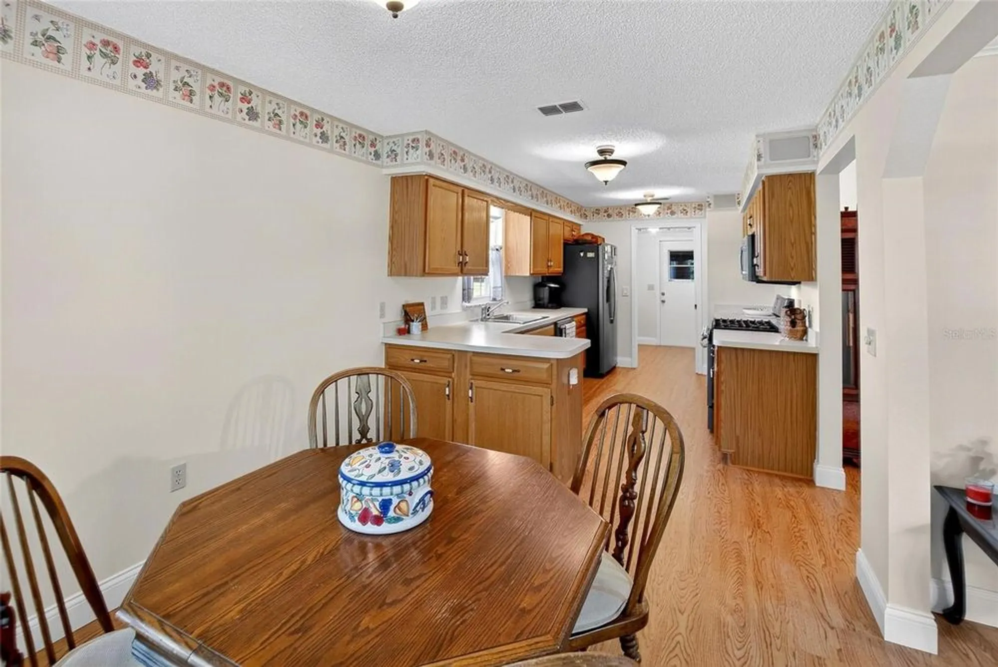 Property Slideshow image 21 of 71 | 6320 silver lakes dr, Lakeland, FL, 33810