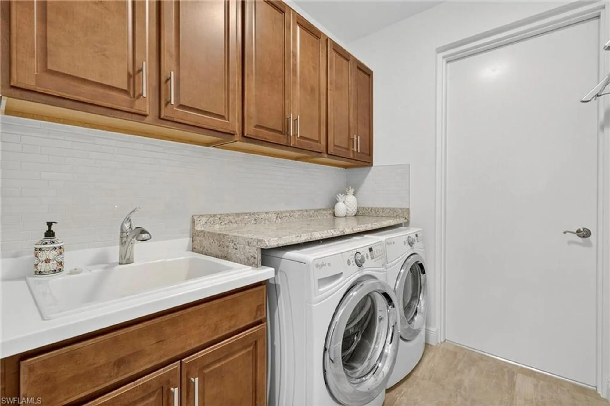 Property Slideshow image 32 of 47 | 24451 terzetto ln unit 402, Bonita Springs, FL, 34134