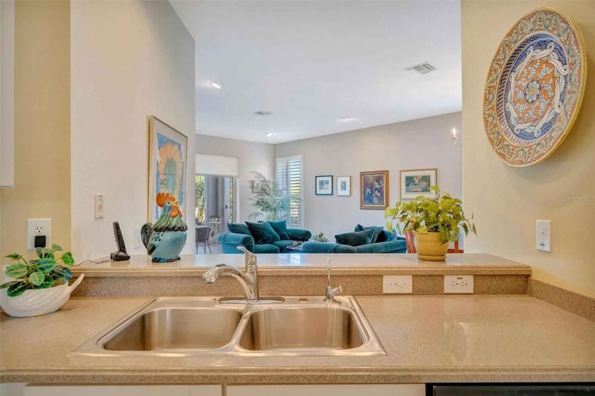 Property Slideshow image 9 of 37 | 4265 cascade falls dr, Sarasota, FL, 34243