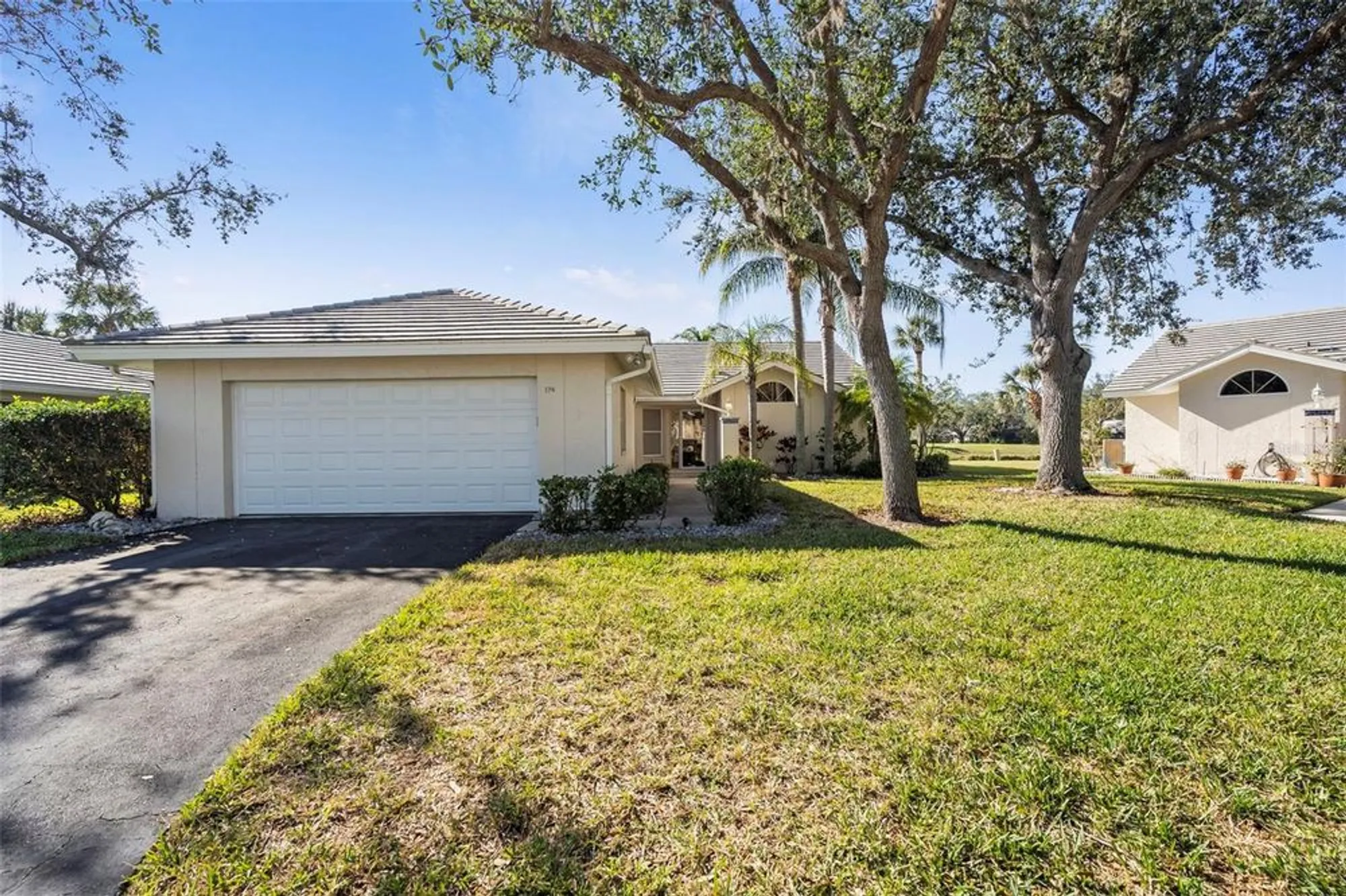 Property Slideshow image 1 of 84 | 174 southampton pl 345, Venice, FL, 34293