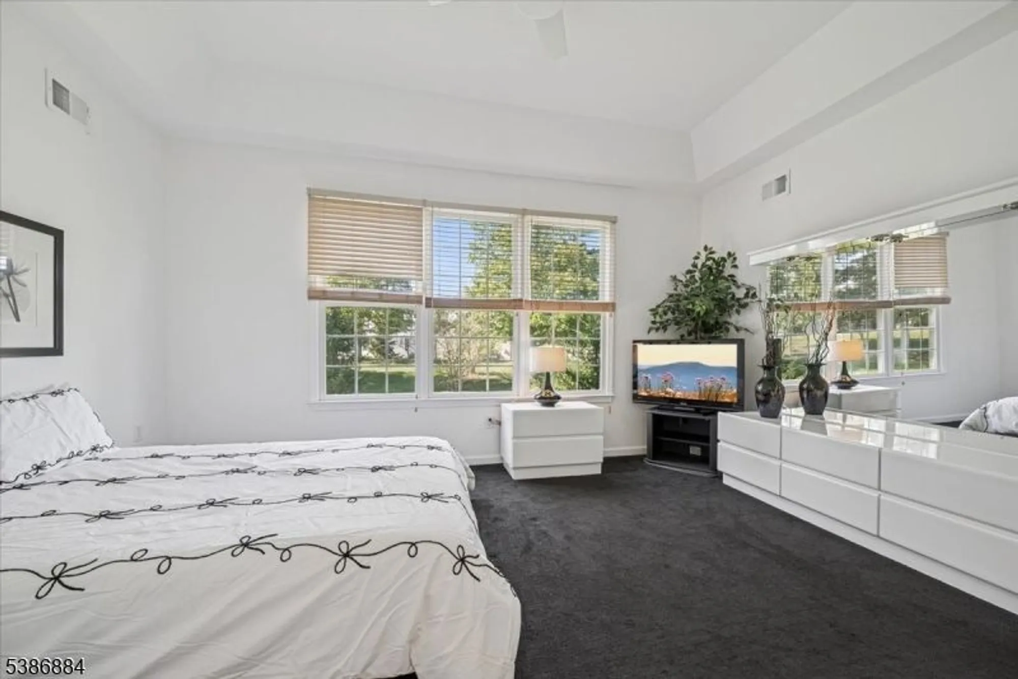 Property Slideshow image 28 of 35 | 15 republic row, Somerset, NJ, 08873