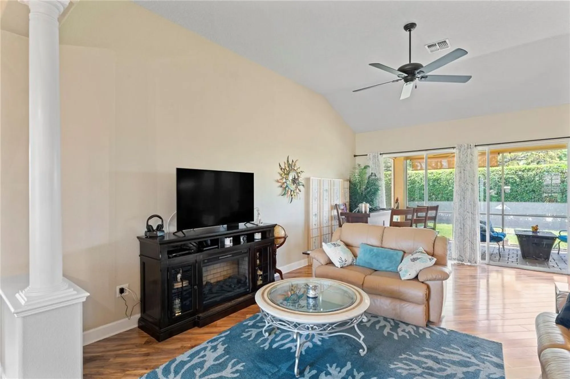 Property Slideshow image 11 of 85 | 9398 burnam dr, Weeki Wachee, FL, 34613