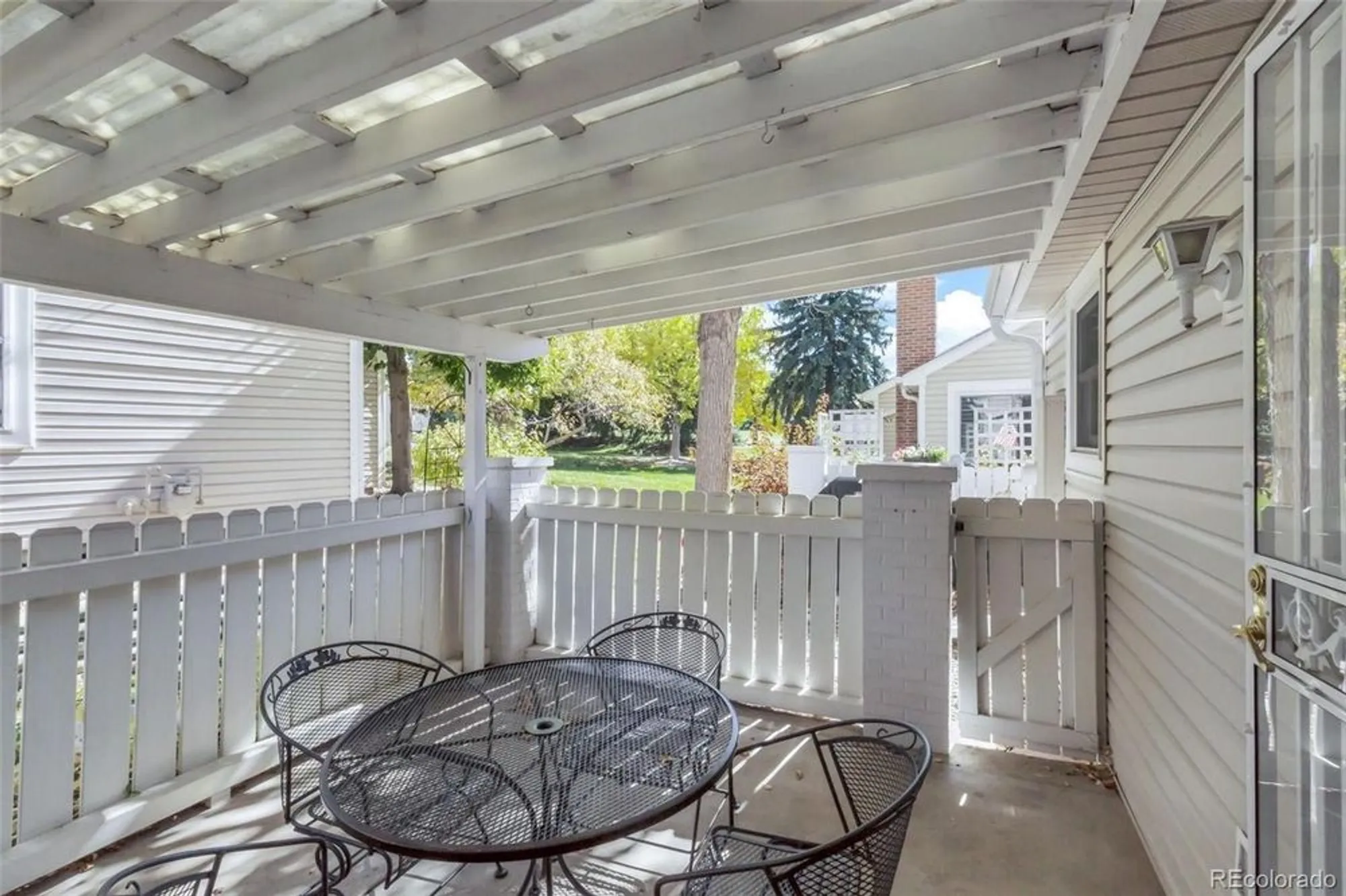 Property Slideshow image 12 of 49 | 13886 e linvale pl, Aurora, CO, 80014