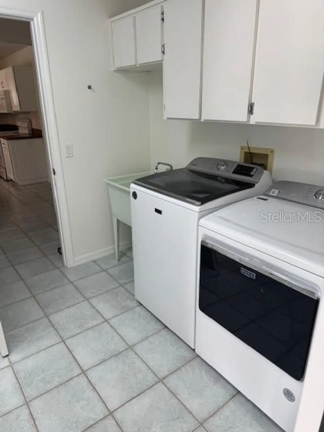 Property Slideshow image 13 of 26 | 903 ramos dr, The Villages, FL, 32159