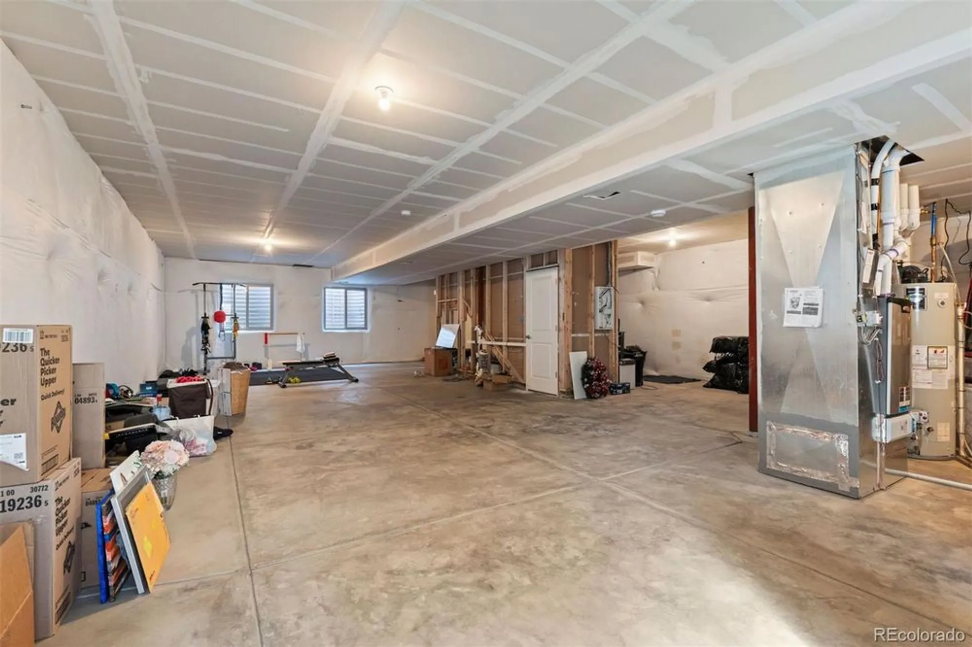 Property Slideshow image 31 of 40 | 6702 w asbury pl, Lakewood, CO, 80227