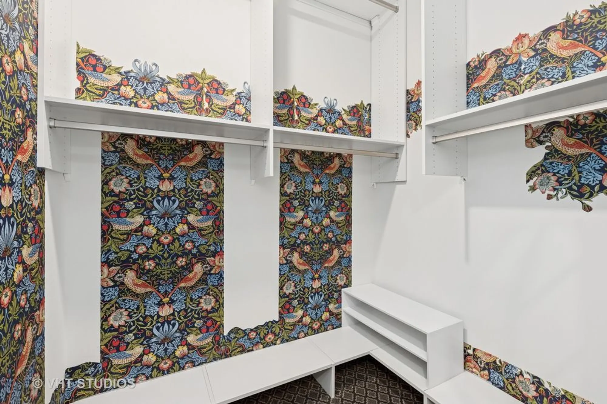 Property Slideshow image 15 of 36 | , Volo, IL, 60020