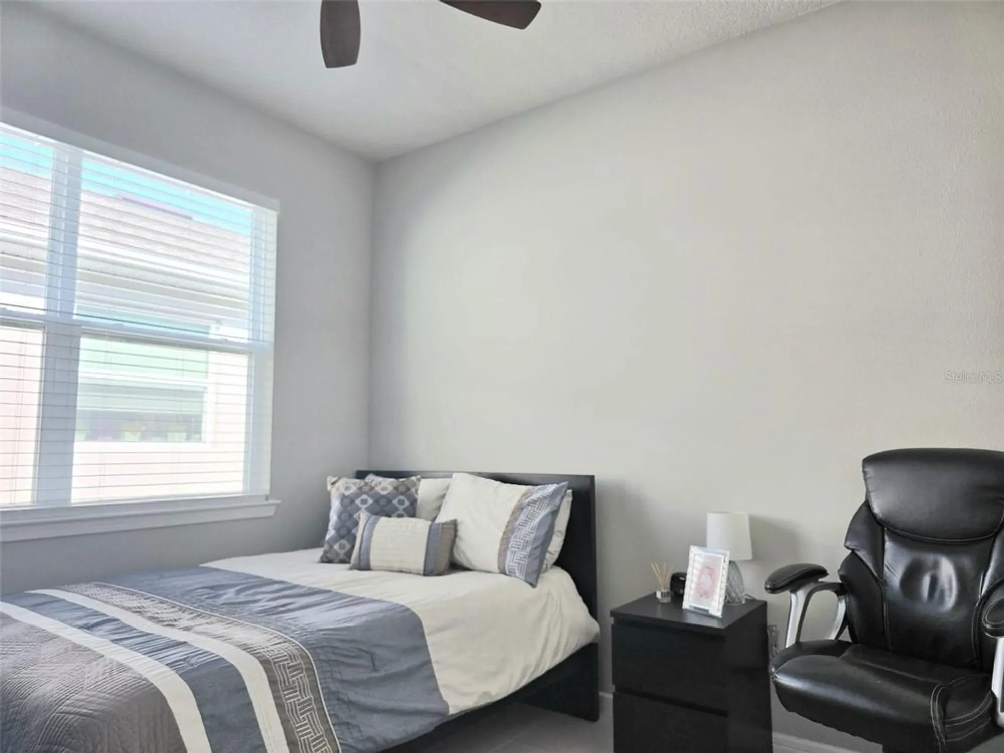 Property Slideshow image 26 of 42 | 1973 spring shower cir, Kissimmee, FL, 34744