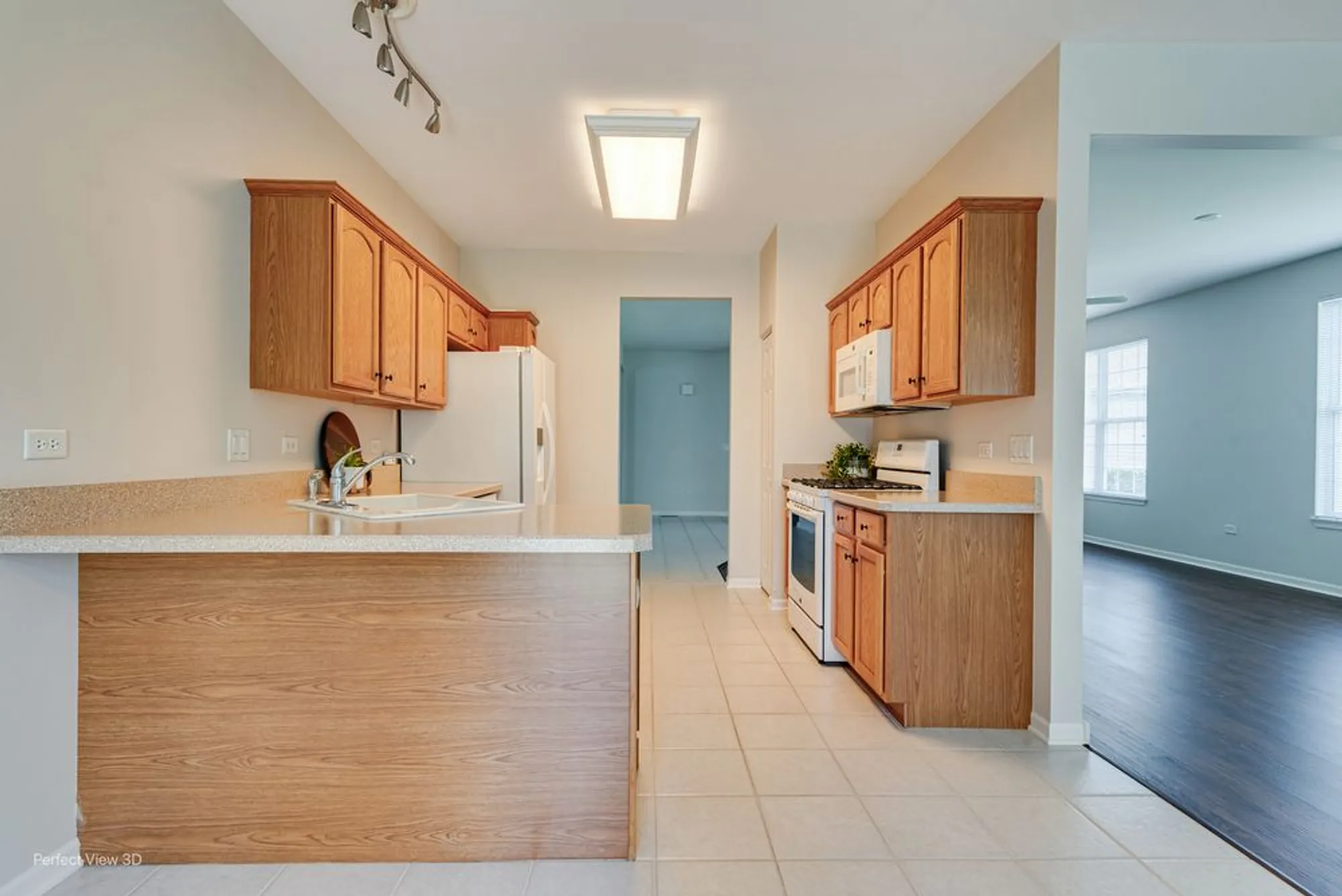 Property Slideshow image 9 of 29 | 16400 grandwood lake dr, Crest Hill, IL, 60403