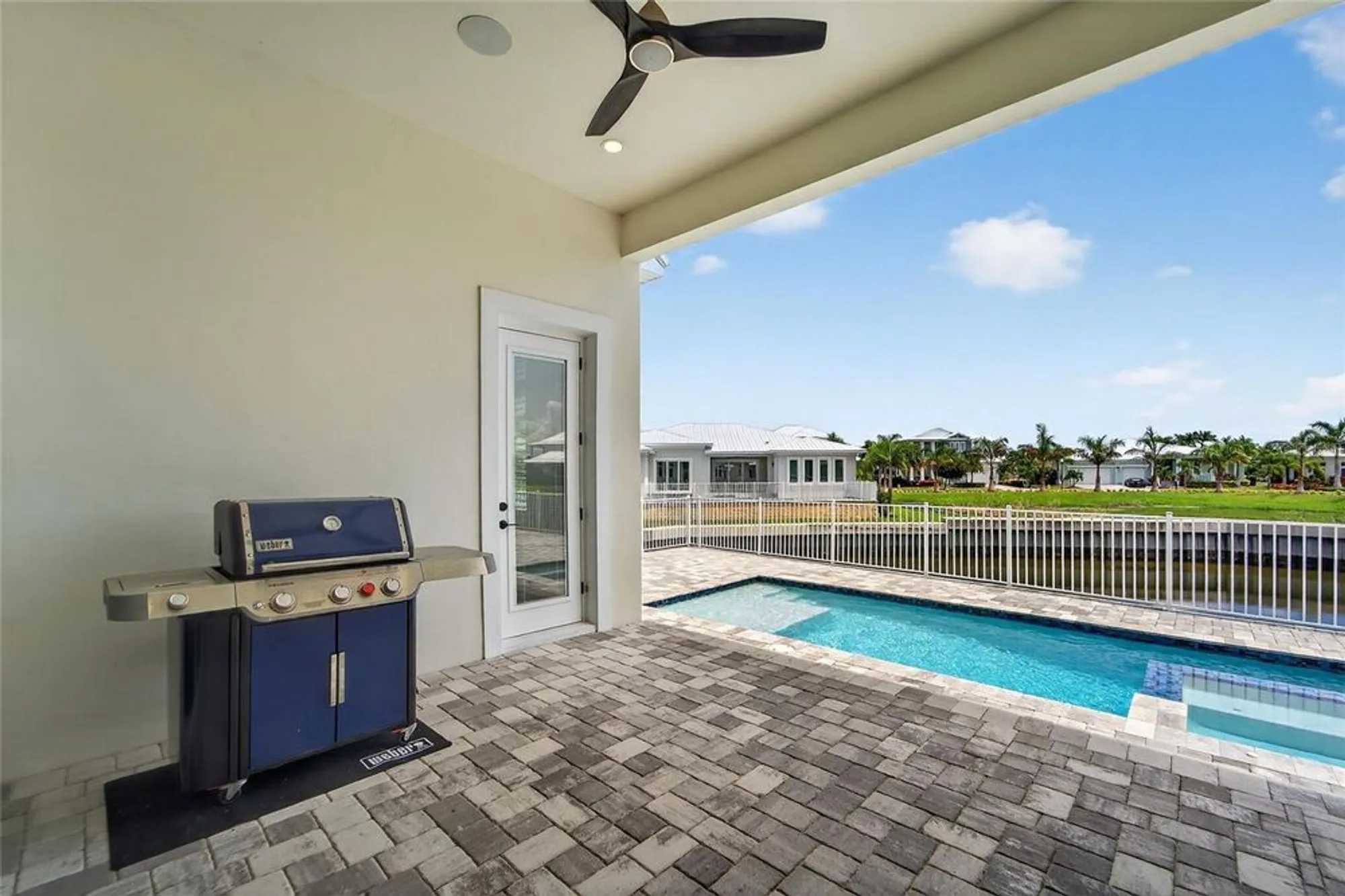 Property Slideshow image 4 of 100 | 5713 tybee island dr, Apollo Beach, FL, 33572