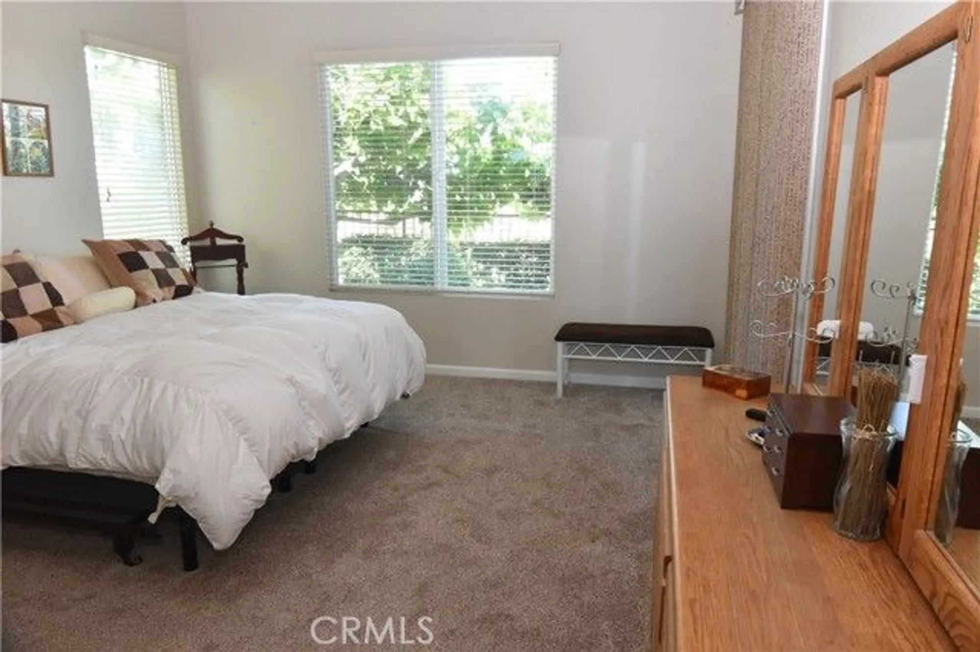 Property Slideshow image 17 of 62 | 24588 littlehorn dr, Corona, CA, 92883