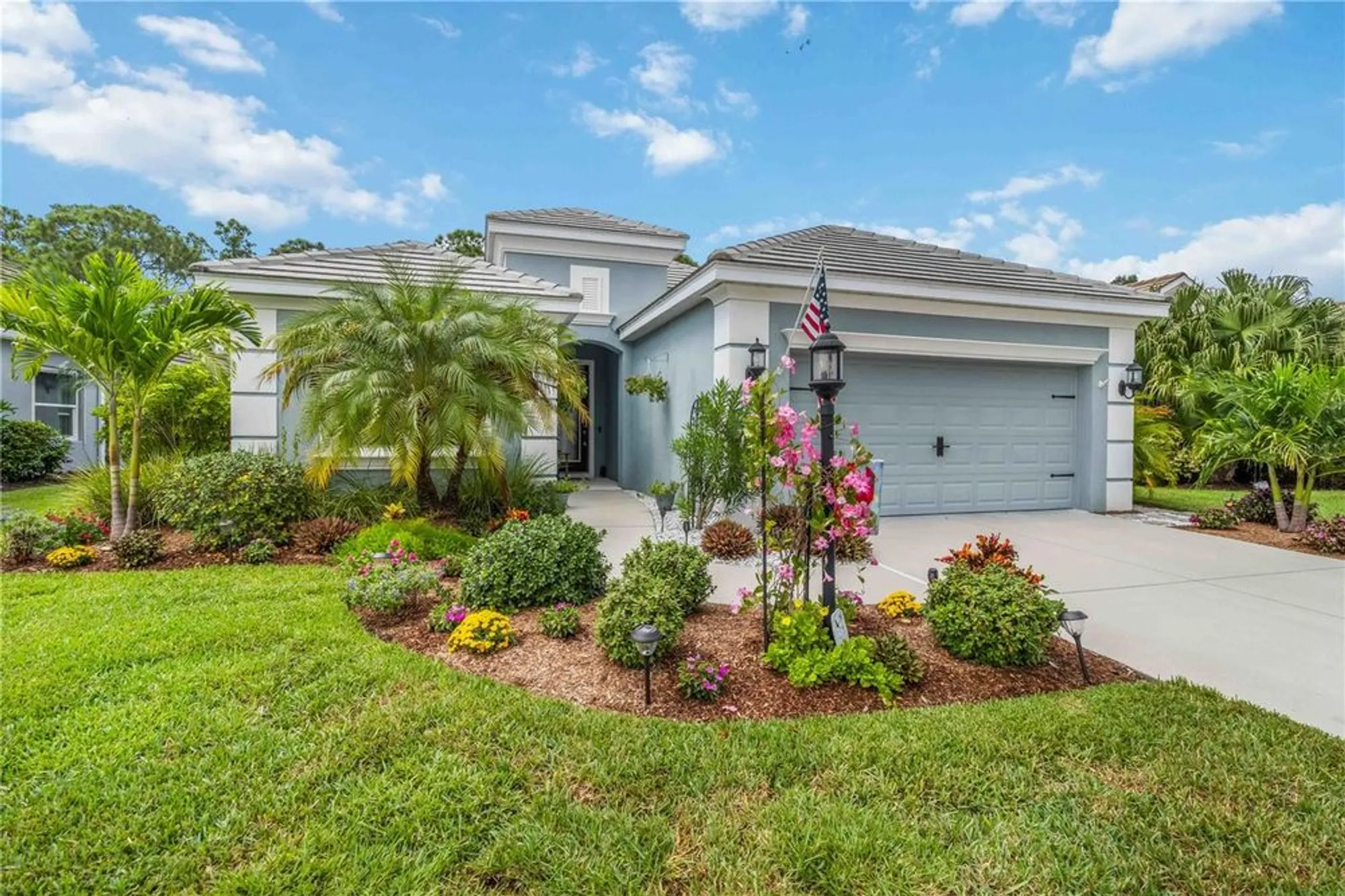 Property Slideshow image 1 of 65 | 12272 stuart dr, Venice, FL, 34293