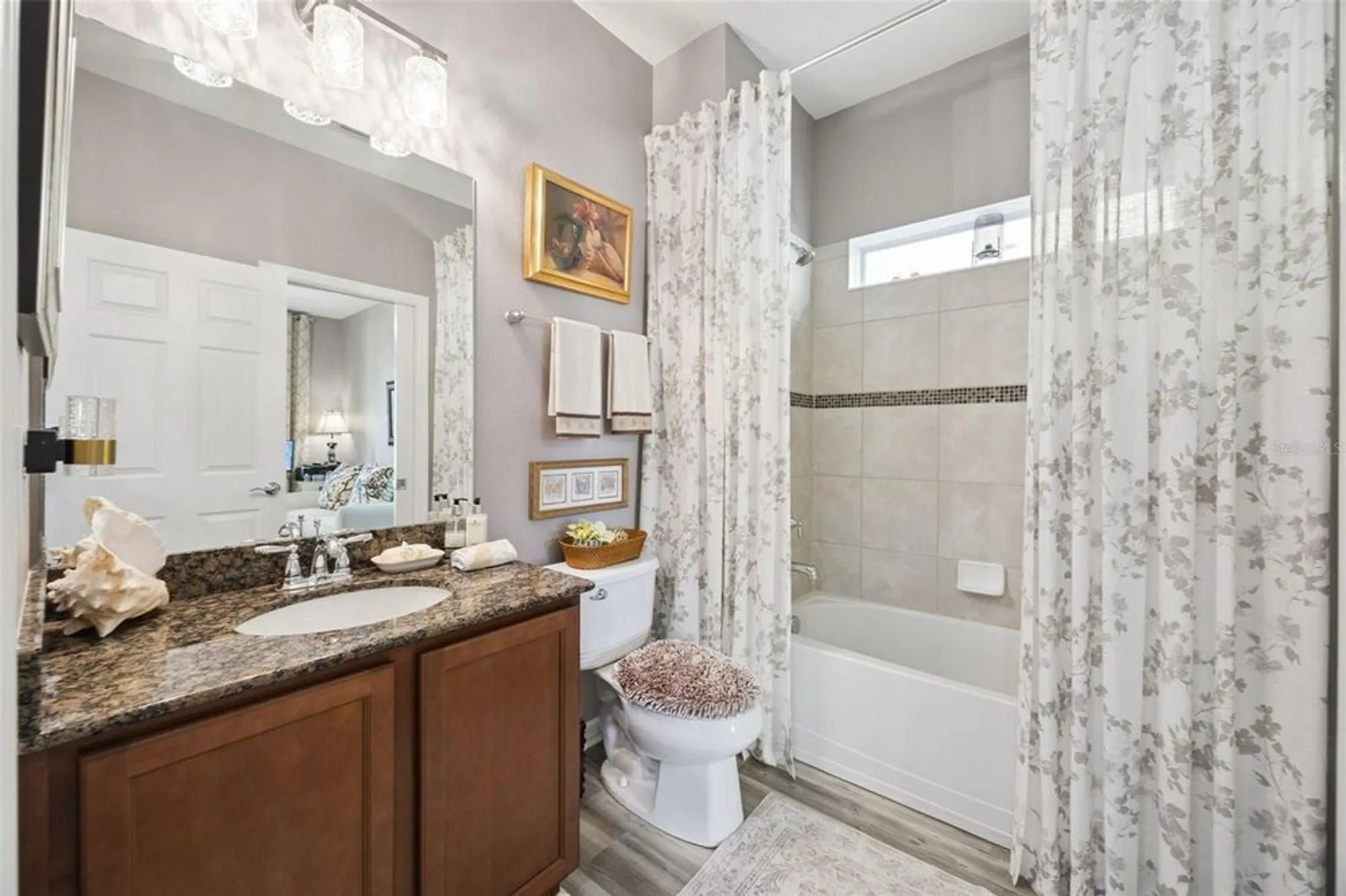 Property Slideshow image 12 of 38 | 12033 forsythia dr, Orlando, FL, 32827