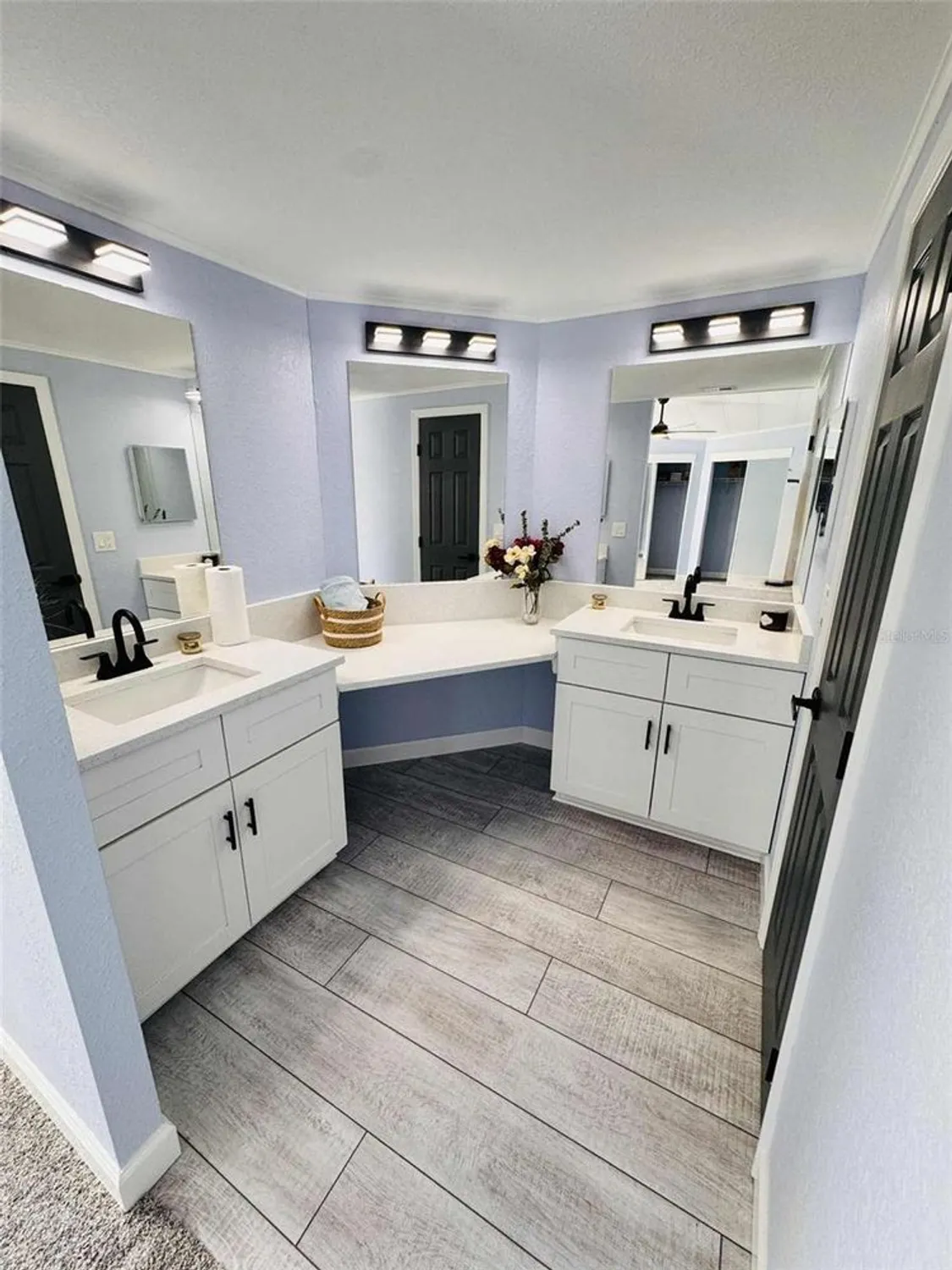 Property Slideshow image 9 of 30 | 2206 golden horseshoe cir, Lakeland, FL, 33810