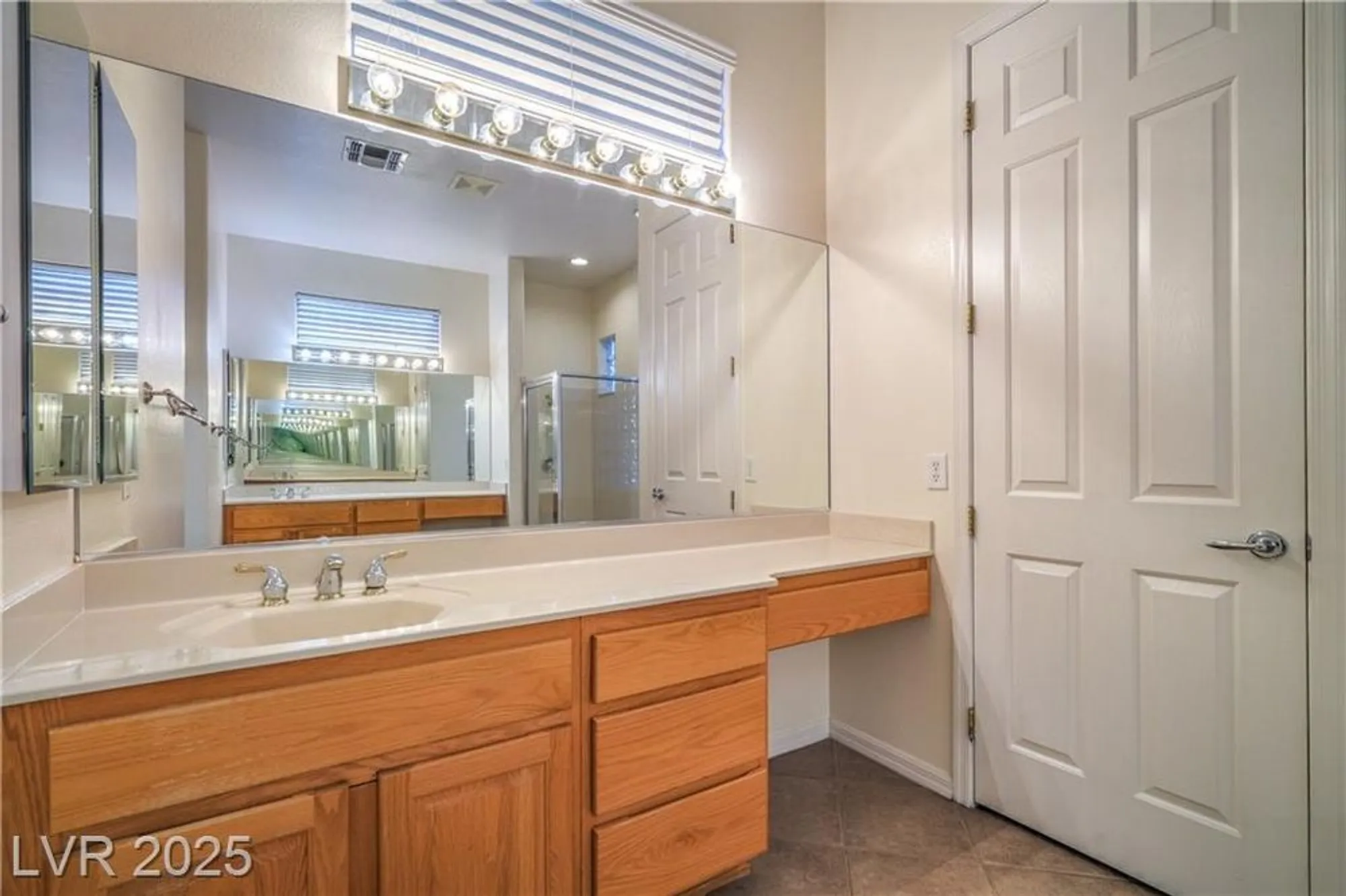 Property Slideshow image 25 of 65 | 2170 peyten park st, Henderson, NV, 89052