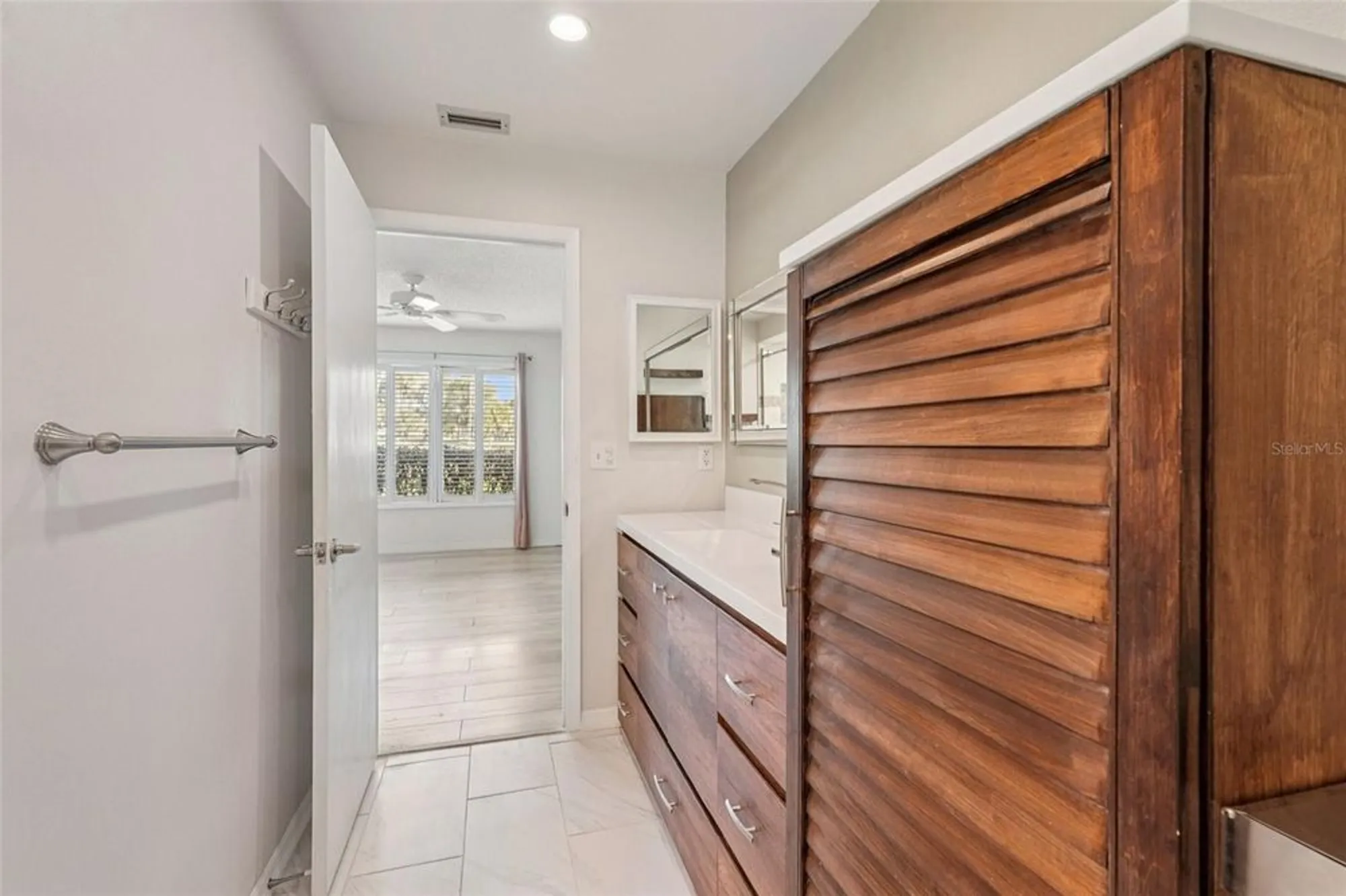 Property Slideshow image 34 of 47 | 5755 avista dr # 5755, Sarasota, FL, 34243