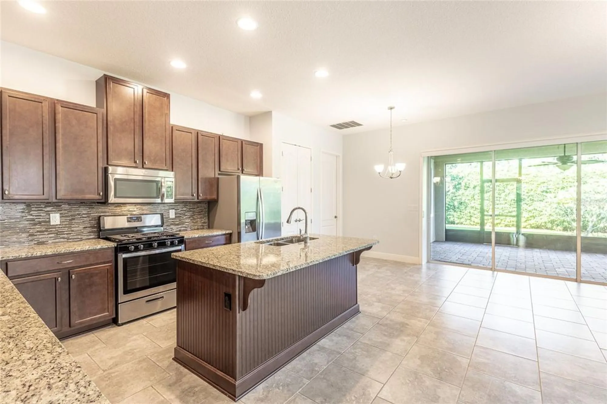 Property Slideshow image 19 of 74 | 2460 promenade dr, Saint Cloud, FL, 34772