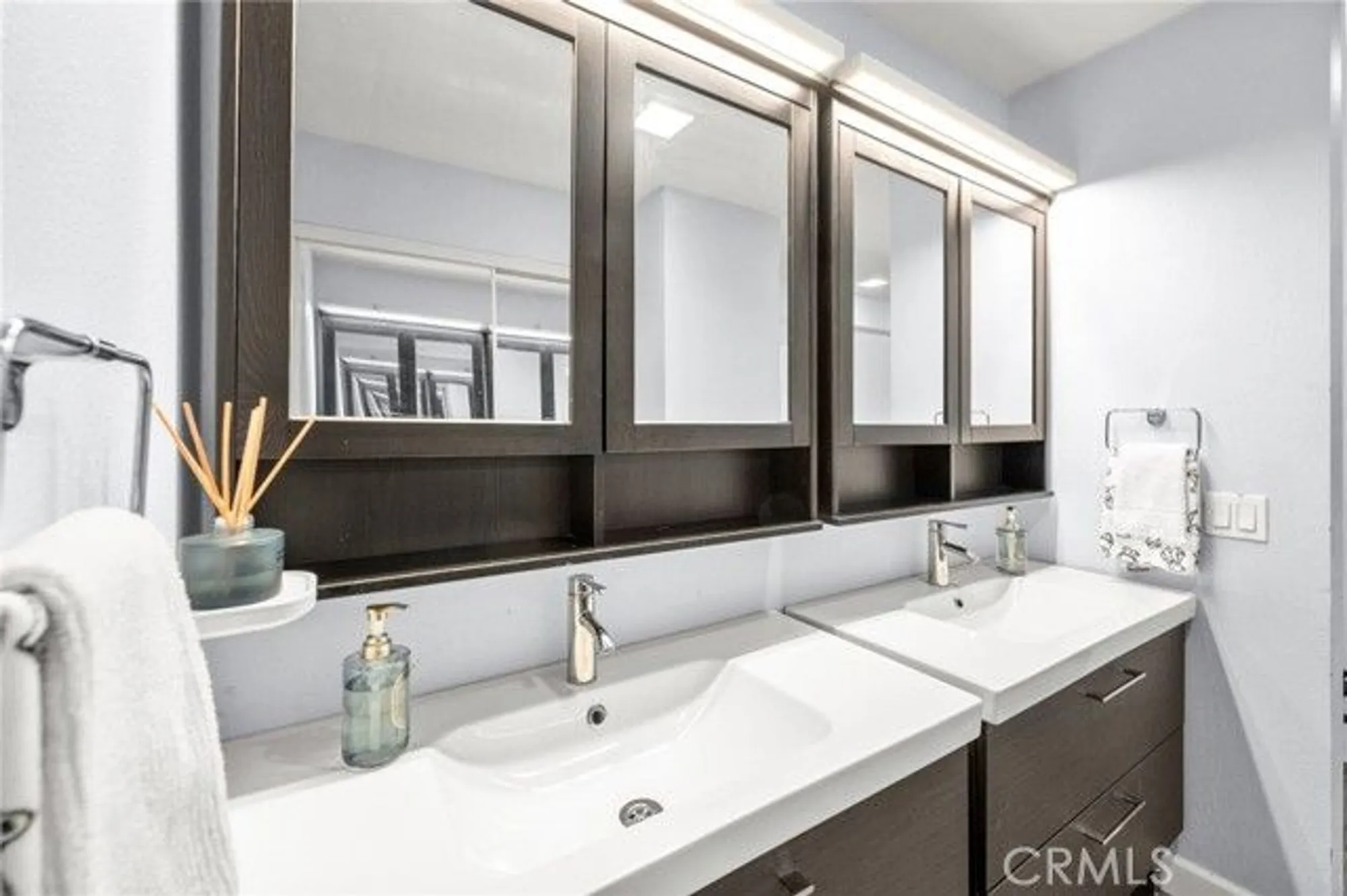 Property Slideshow image 15 of 23 | 28661 via las flores, Murrieta, CA, 92563