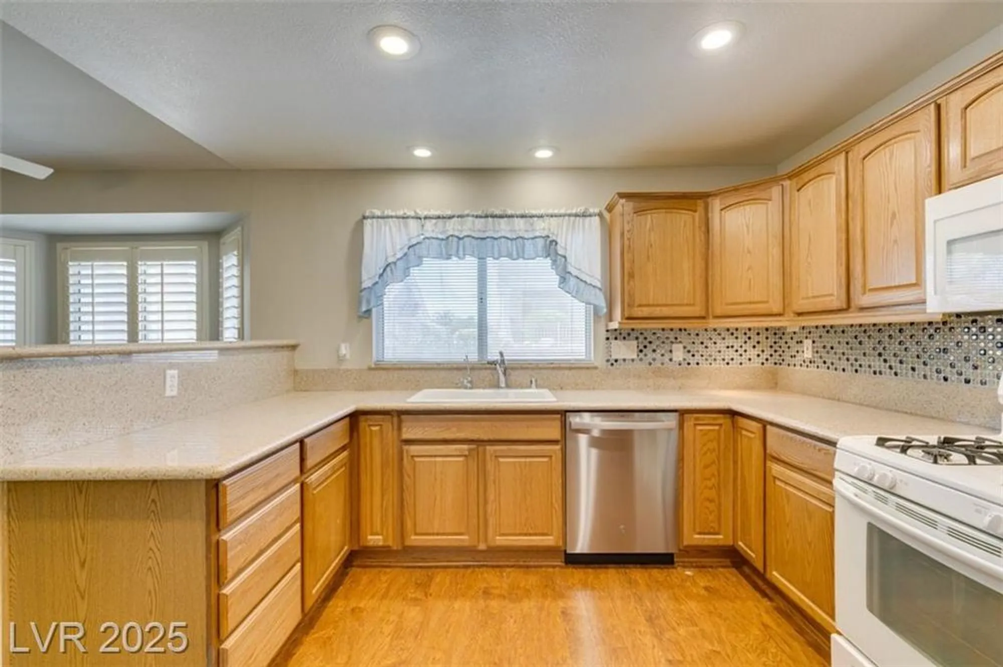 Property Slideshow image 19 of 31 | 10009 netherton dr, Las Vegas, NV, 89134