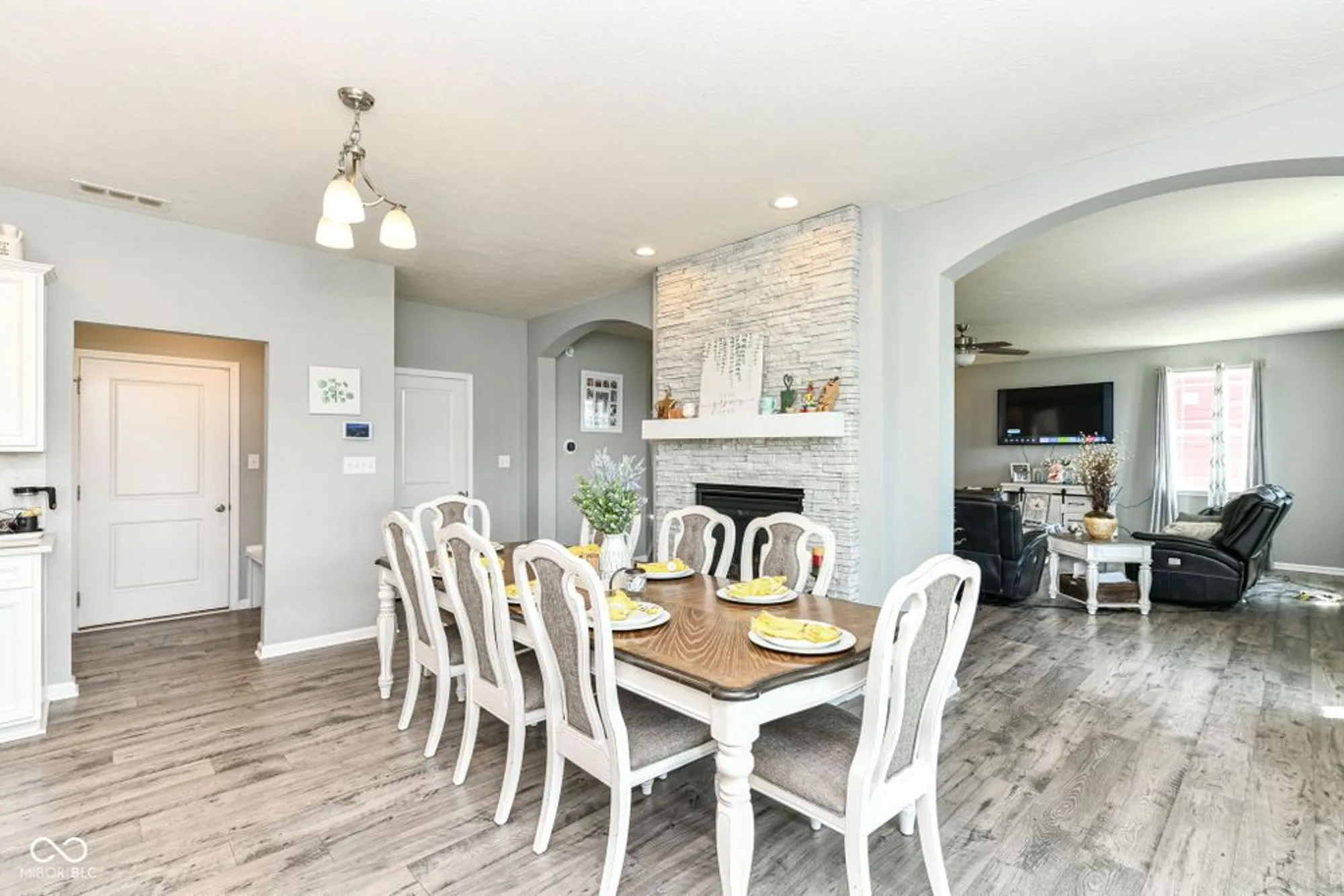 Property Slideshow image 10 of 41 | 9053 fitzgerald dr, Indianapolis, IN, 46239