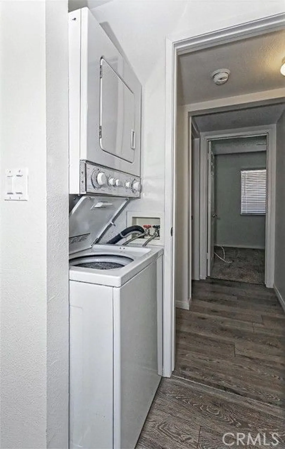 Property Slideshow image 14 of 19 | 19236 cottonwood dr, Apple Valley, CA, 92308