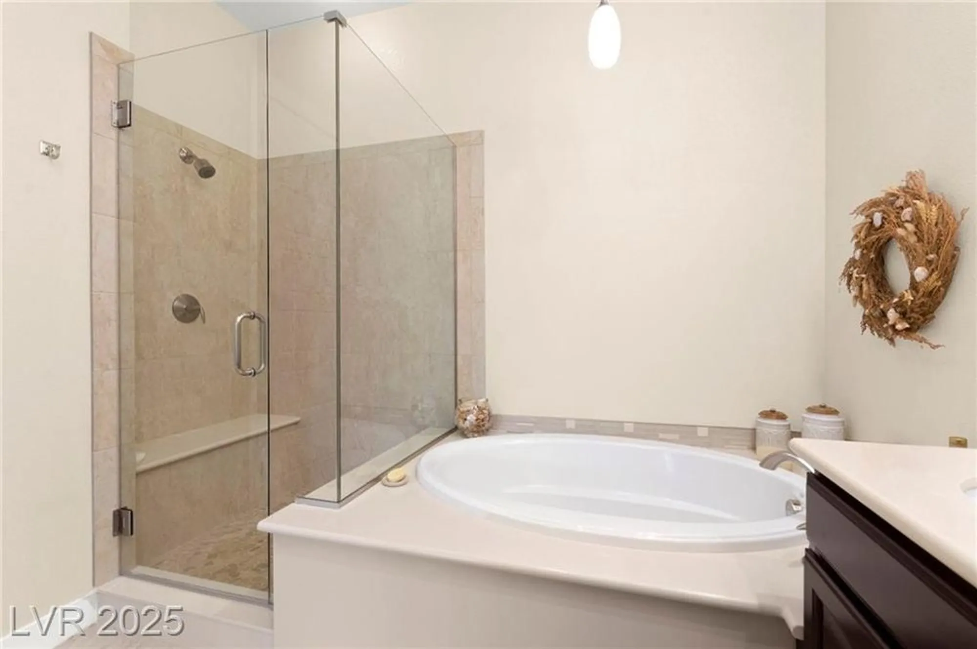 Property Slideshow image 32 of 55 | 6810 silver crescent st, Las Vegas, NV, 89148
